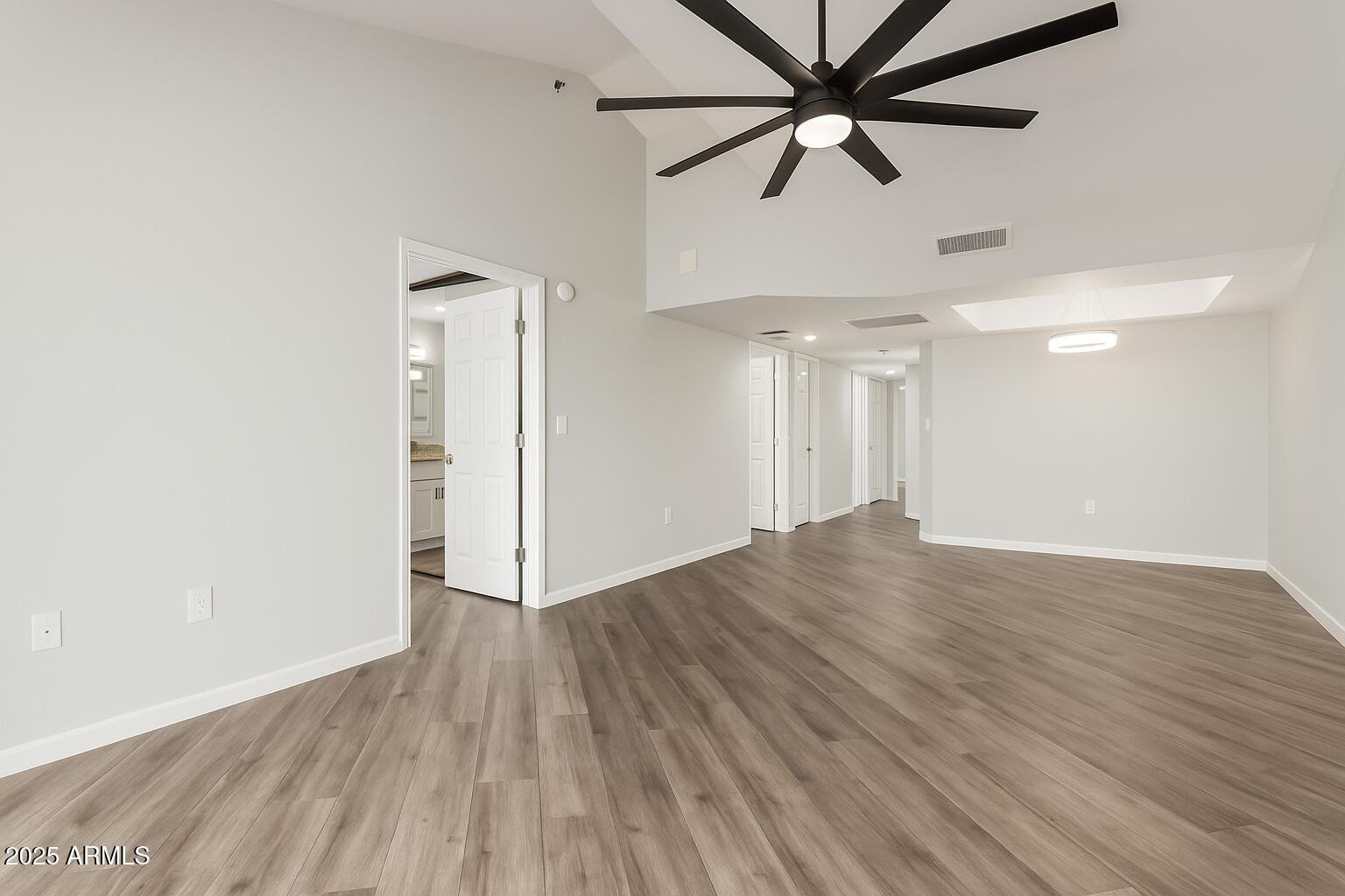 9460 E Mission Lane Unit 211