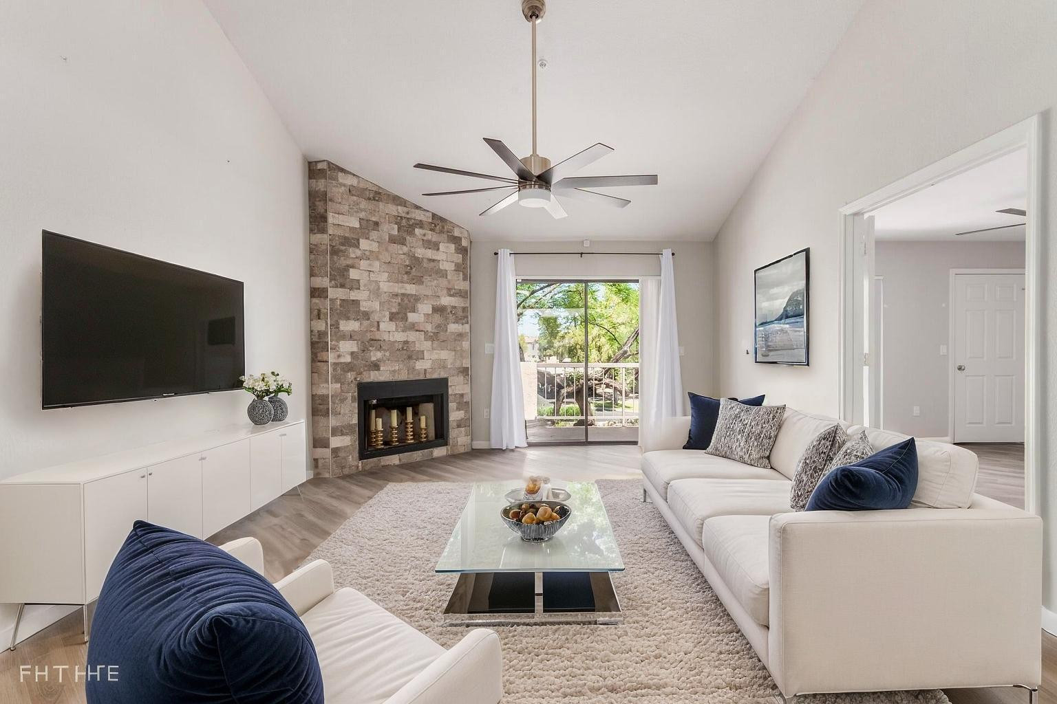 9460 E Mission Lane Unit 211