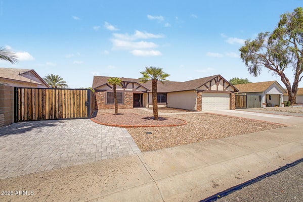 3612 W FAIRVIEW LN, CHANDLER, AZ 85226 - Image ba3e9d91d99fc2994f0dd6734d5f0dcb/2310719064