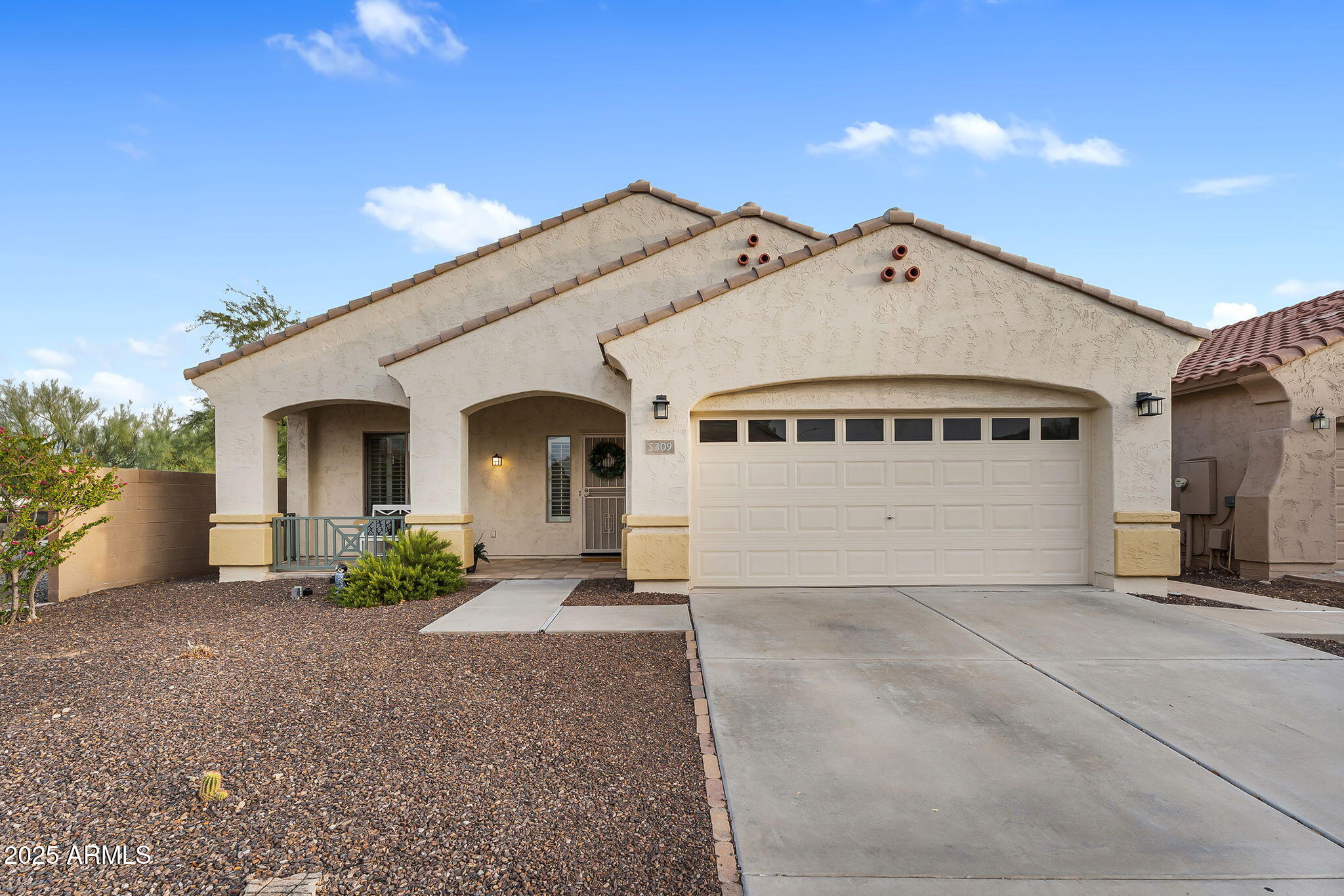 5309 W BUCKSKIN Trail