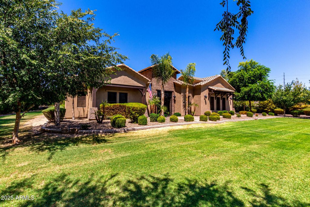 Photo of 22112 S 119th Street, Chandler, AZ 85249 (MLS # 6973035)