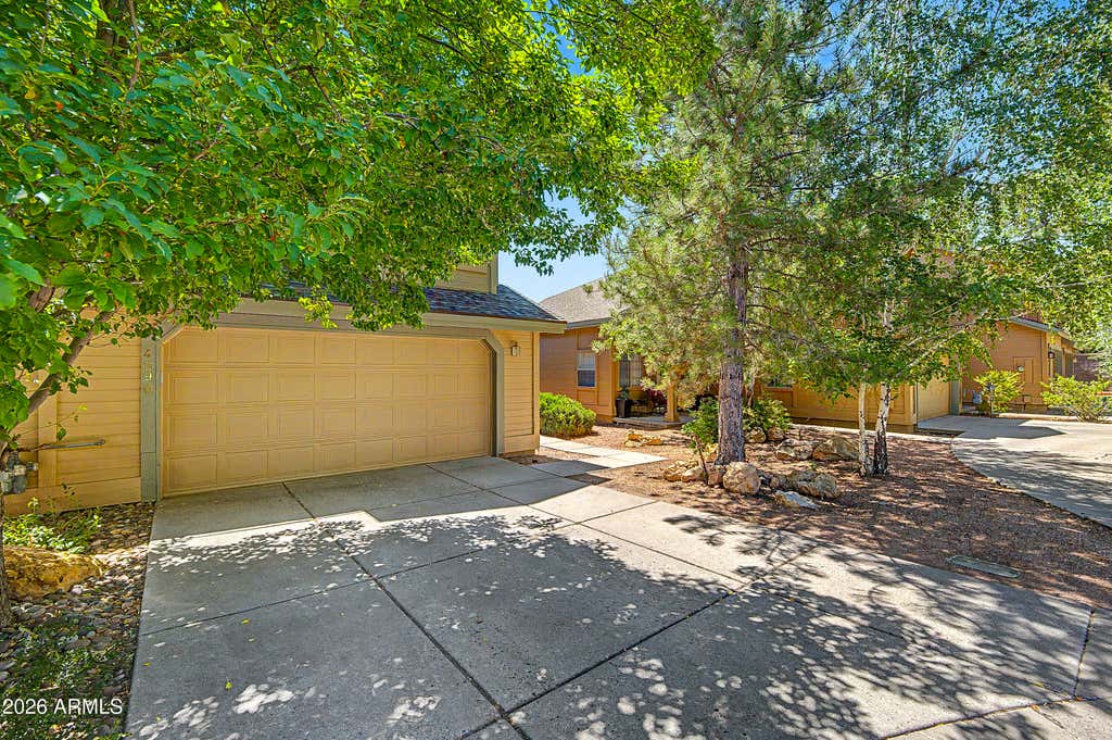 Photo of 4590 E Wild Elk Trail, Flagstaff, AZ 86004 (MLS # 7054132)