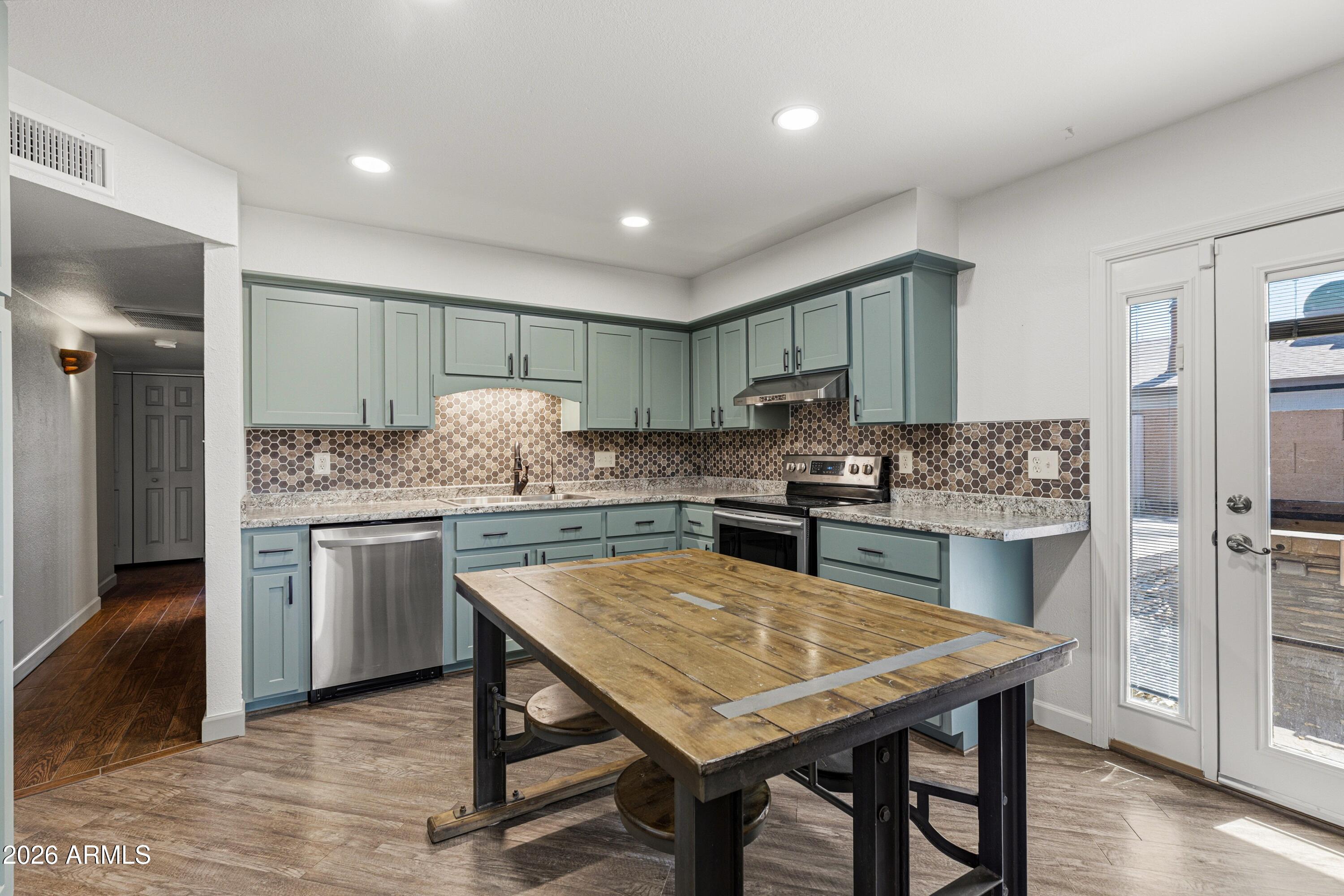 1025 E Cheryl Drive