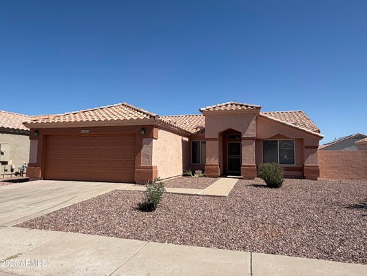 10318 W MISSOURI AVE, GLENDALE, AZ 85307 - Image ba515f8a7dd277e9ab3ca0fe7b9dae40/654217598