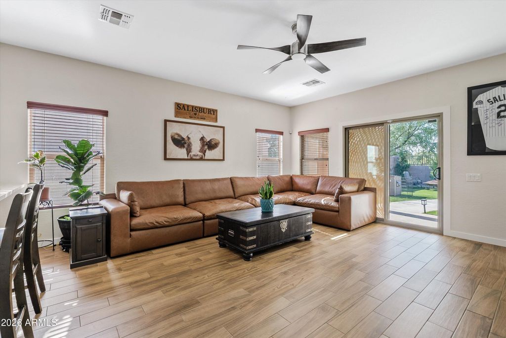 Photo of 18552 N Ibis Way, Maricopa, AZ 85138 (MLS # 6976191)