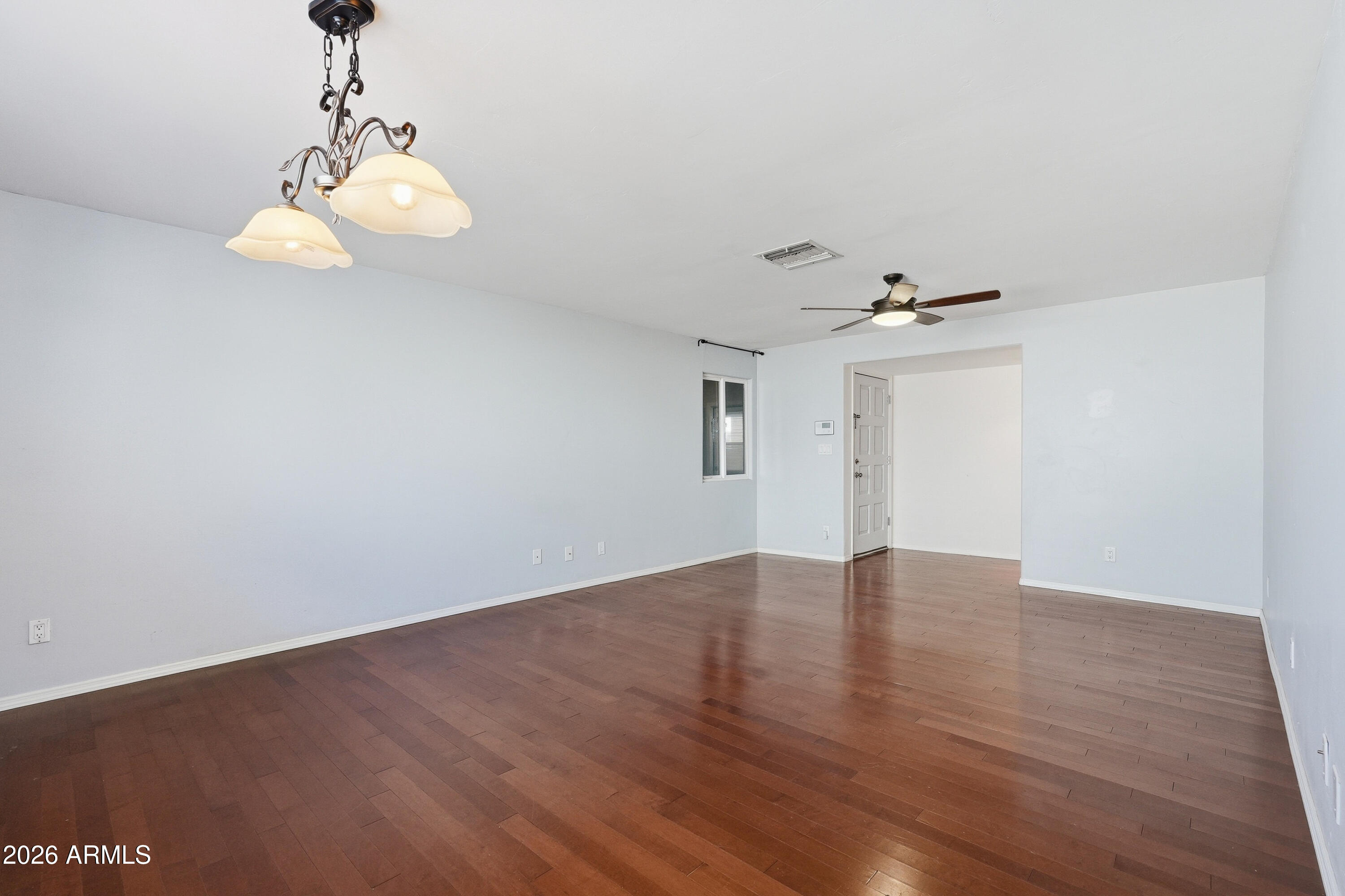 5654 W Mountain View Road