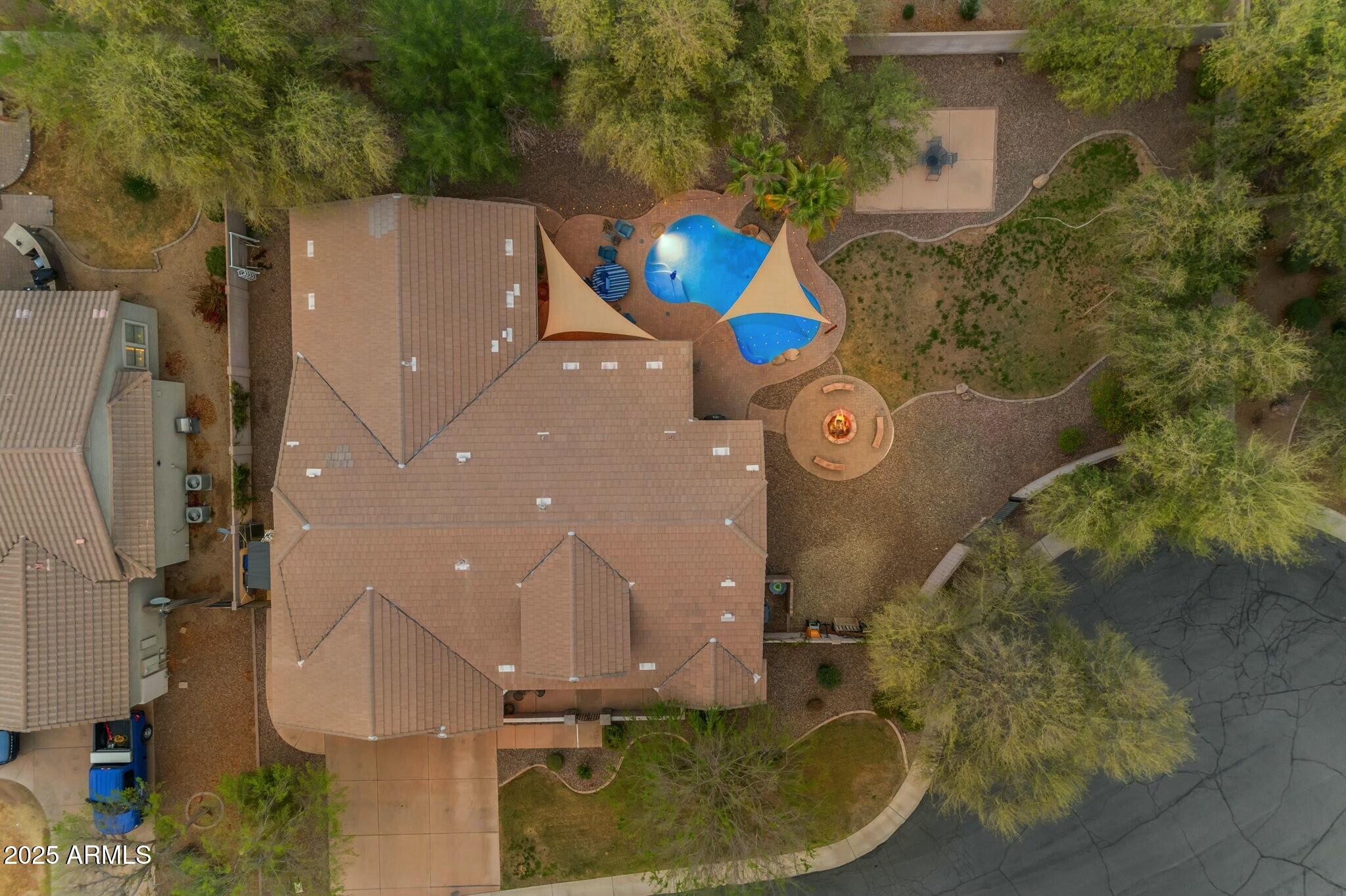 2876 E CHERRYWOOD Place