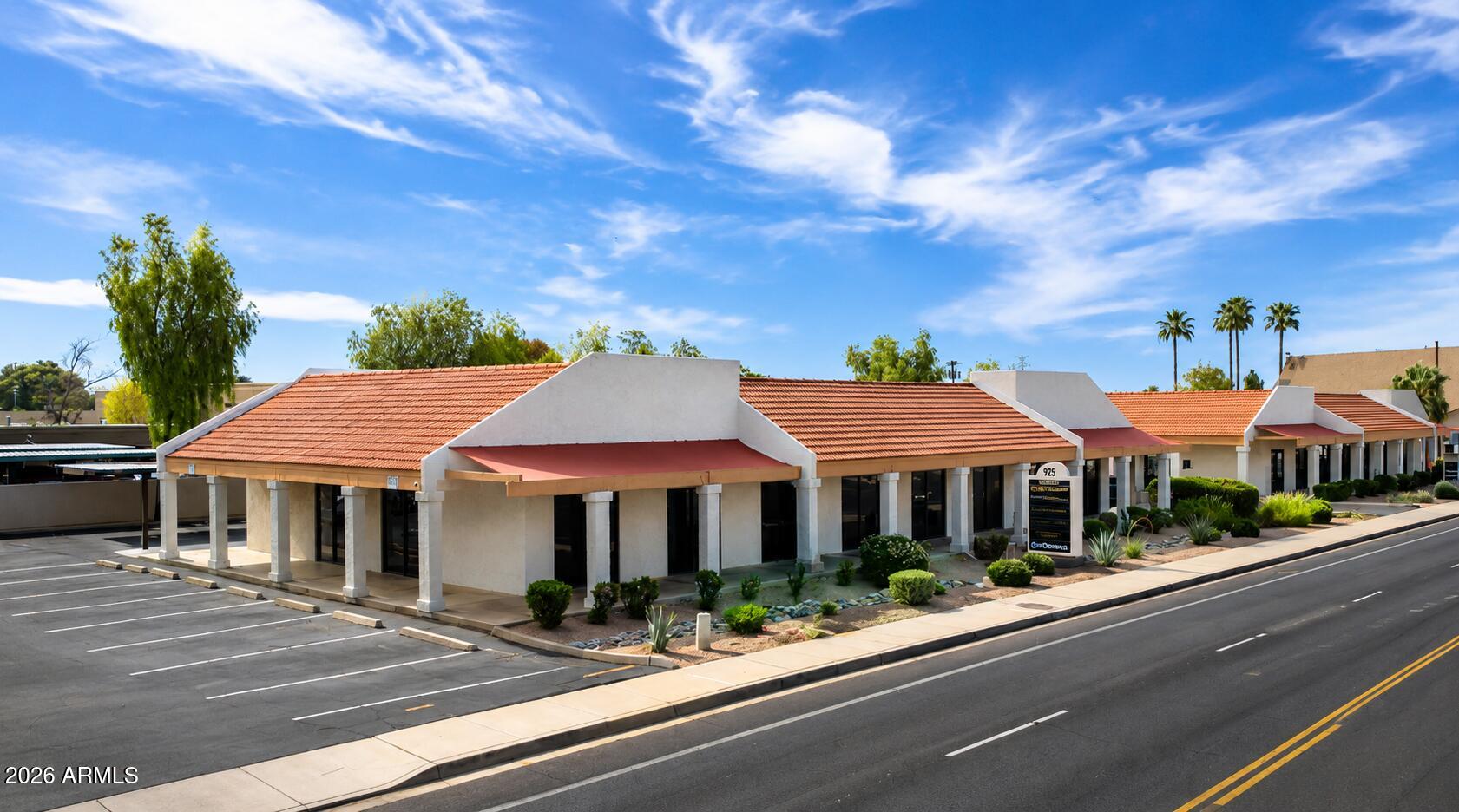 919 & 925 N STAPLEY Drive