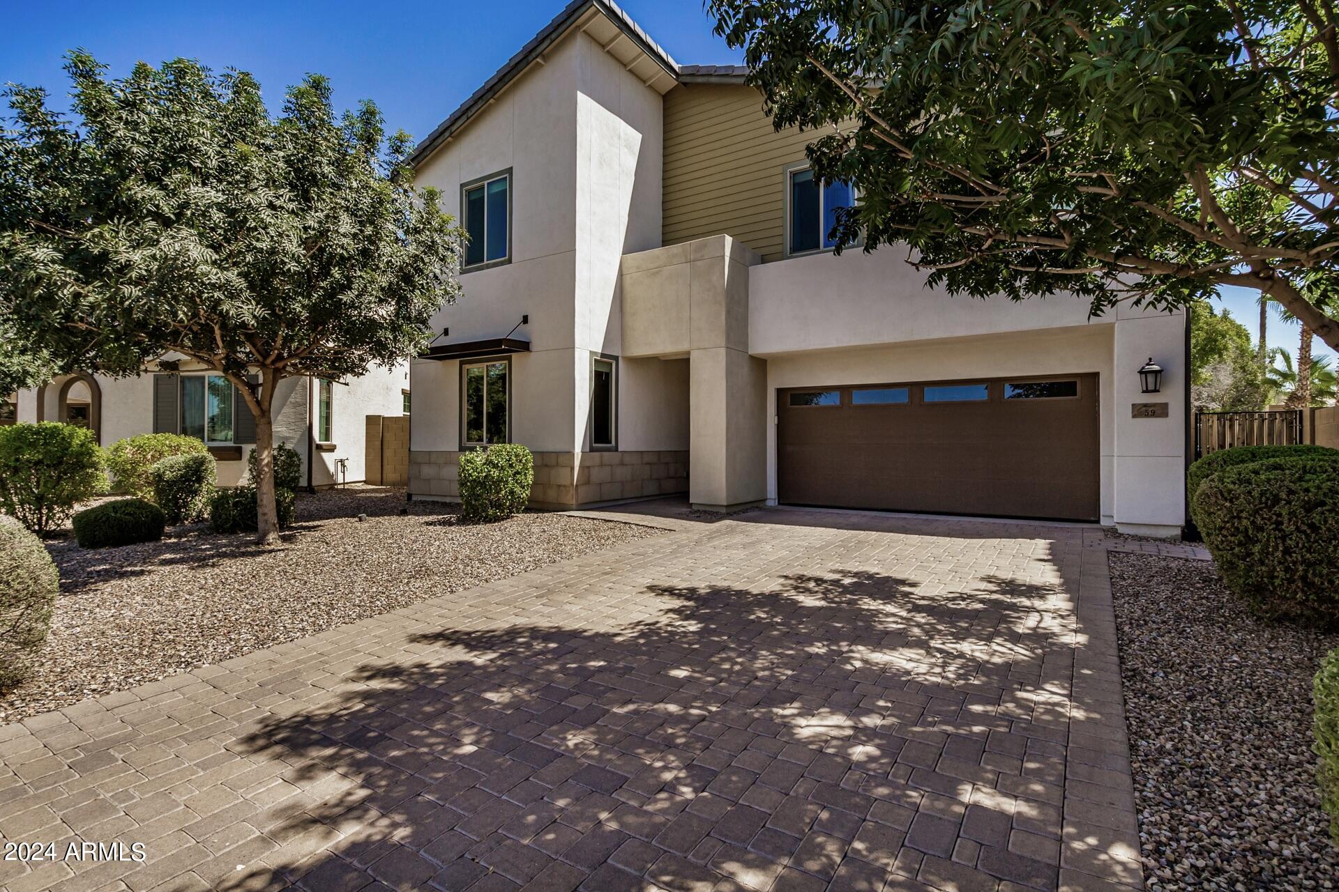 View Gilbert, AZ 85233 house