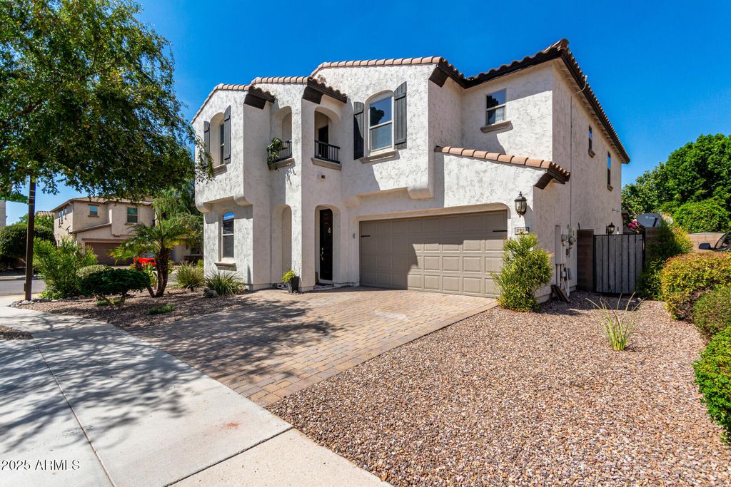 Photo of 2930 E Shannon Street, Gilbert, AZ 85295 (MLS # 6912920)