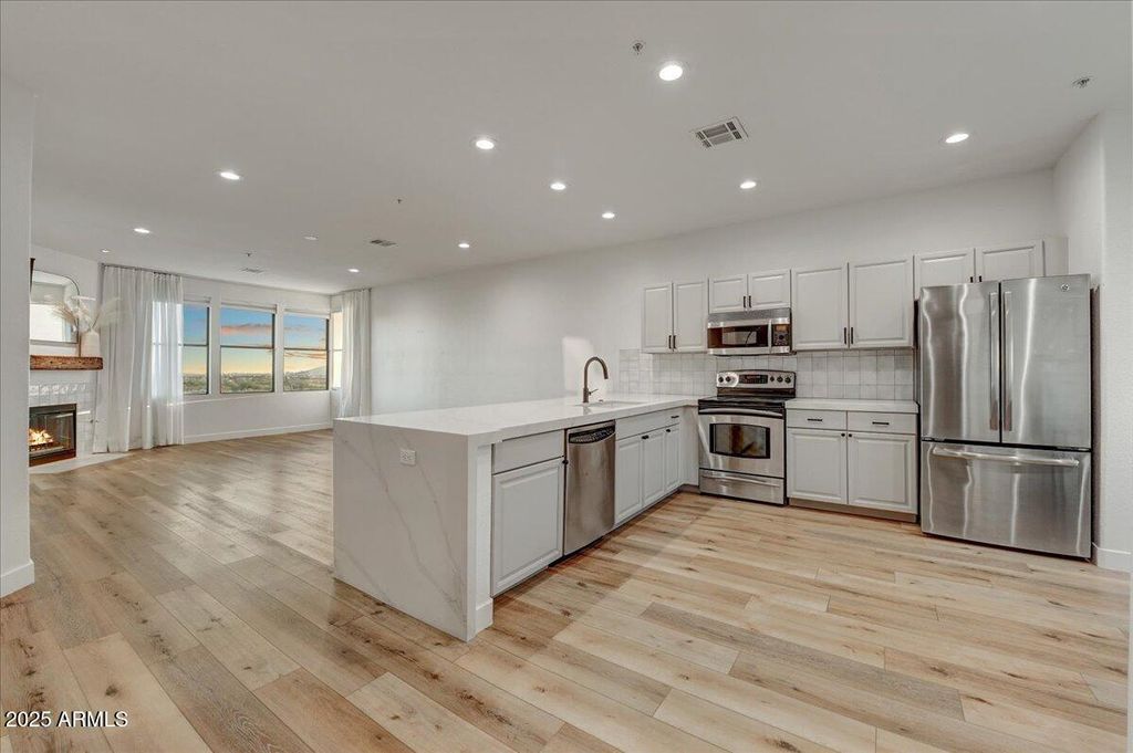 Photo of 19777 N 76th Street #3304, Scottsdale, AZ 85255 (MLS # 6935583)