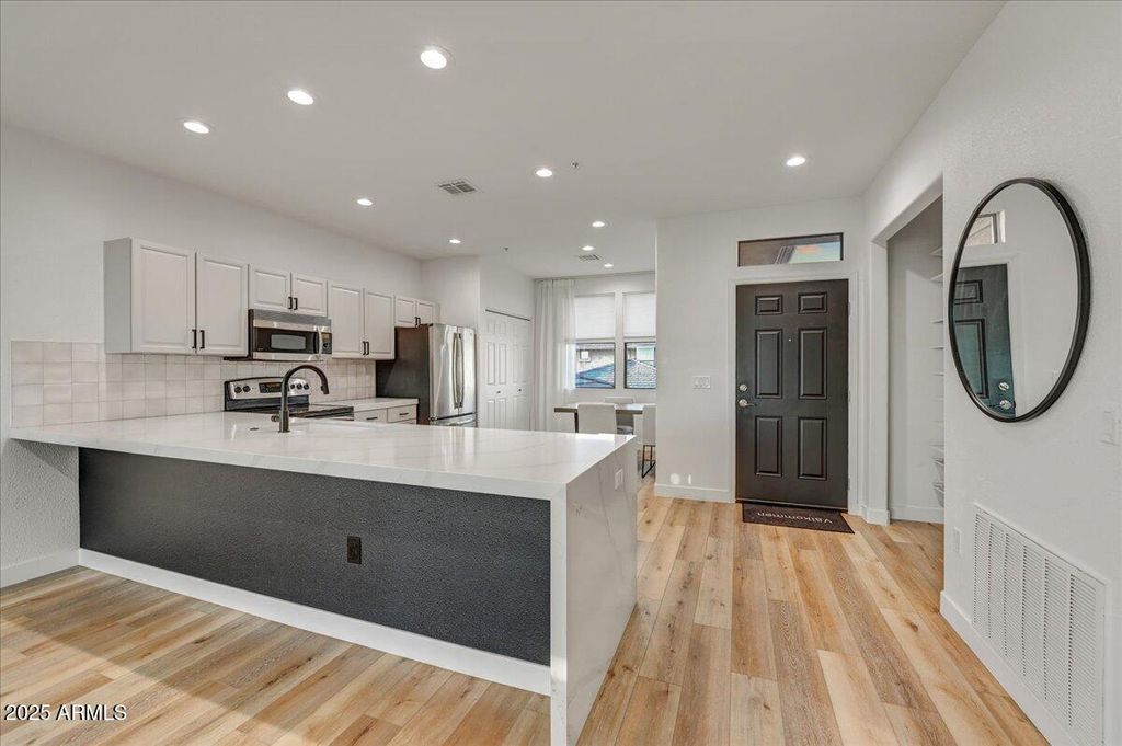 Photo of 19777 N 76th Street #3304, Scottsdale, AZ 85255 (MLS # 6935583)