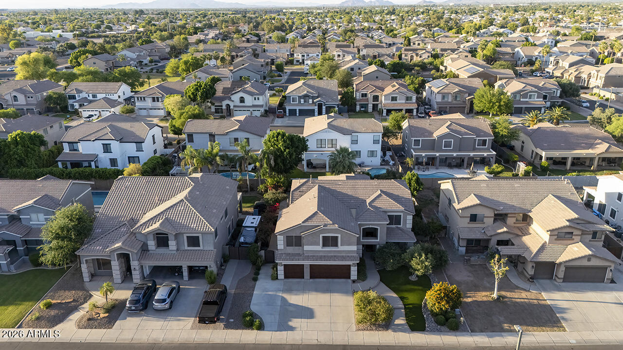 4080 E LAUREL Avenue