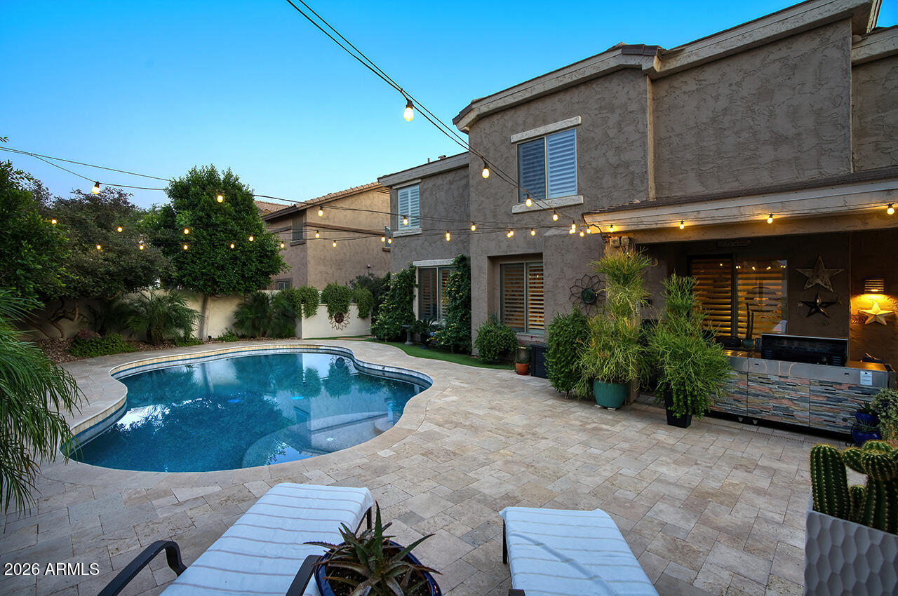 4080 E LAUREL Avenue