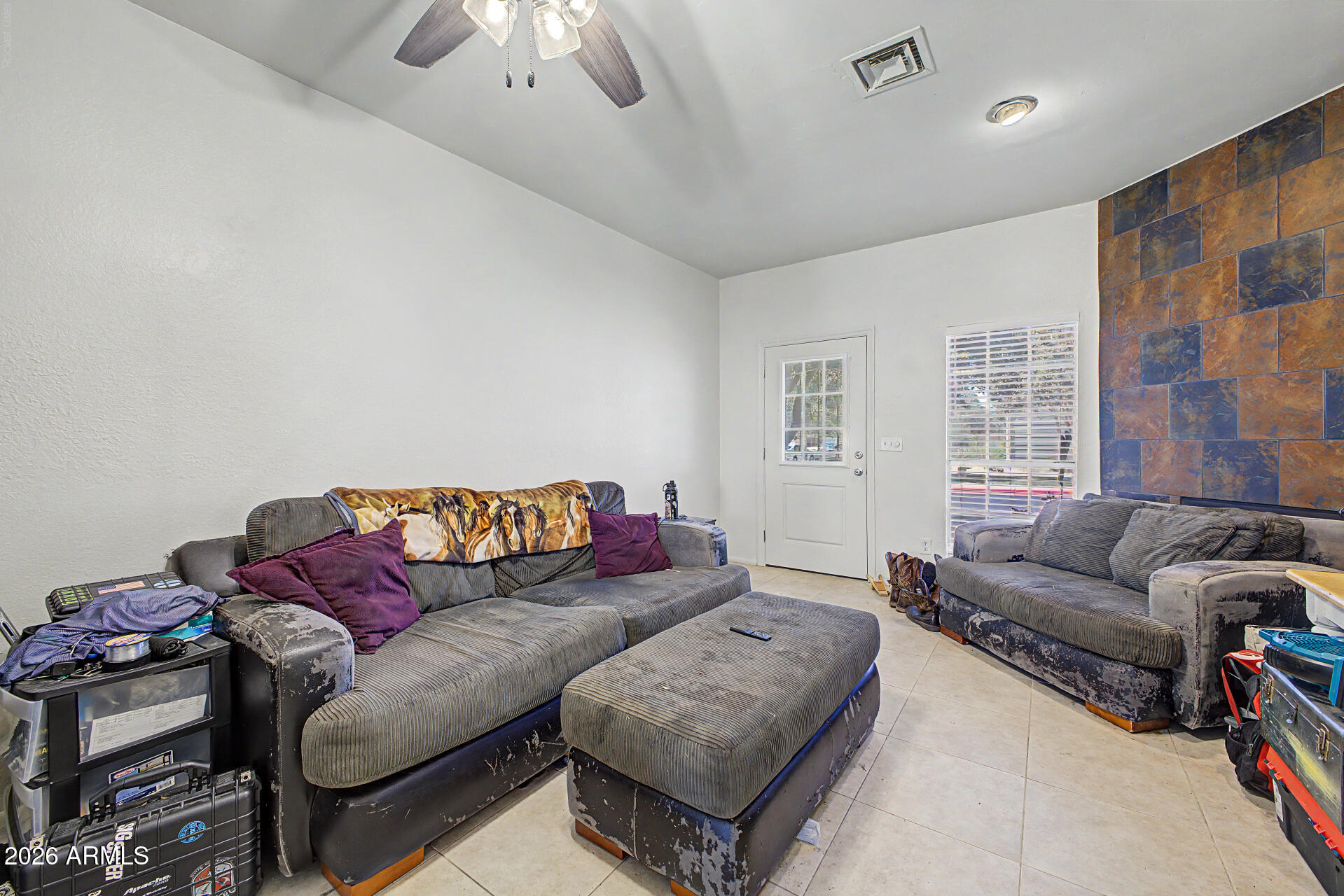 1601 N SABA Street 233