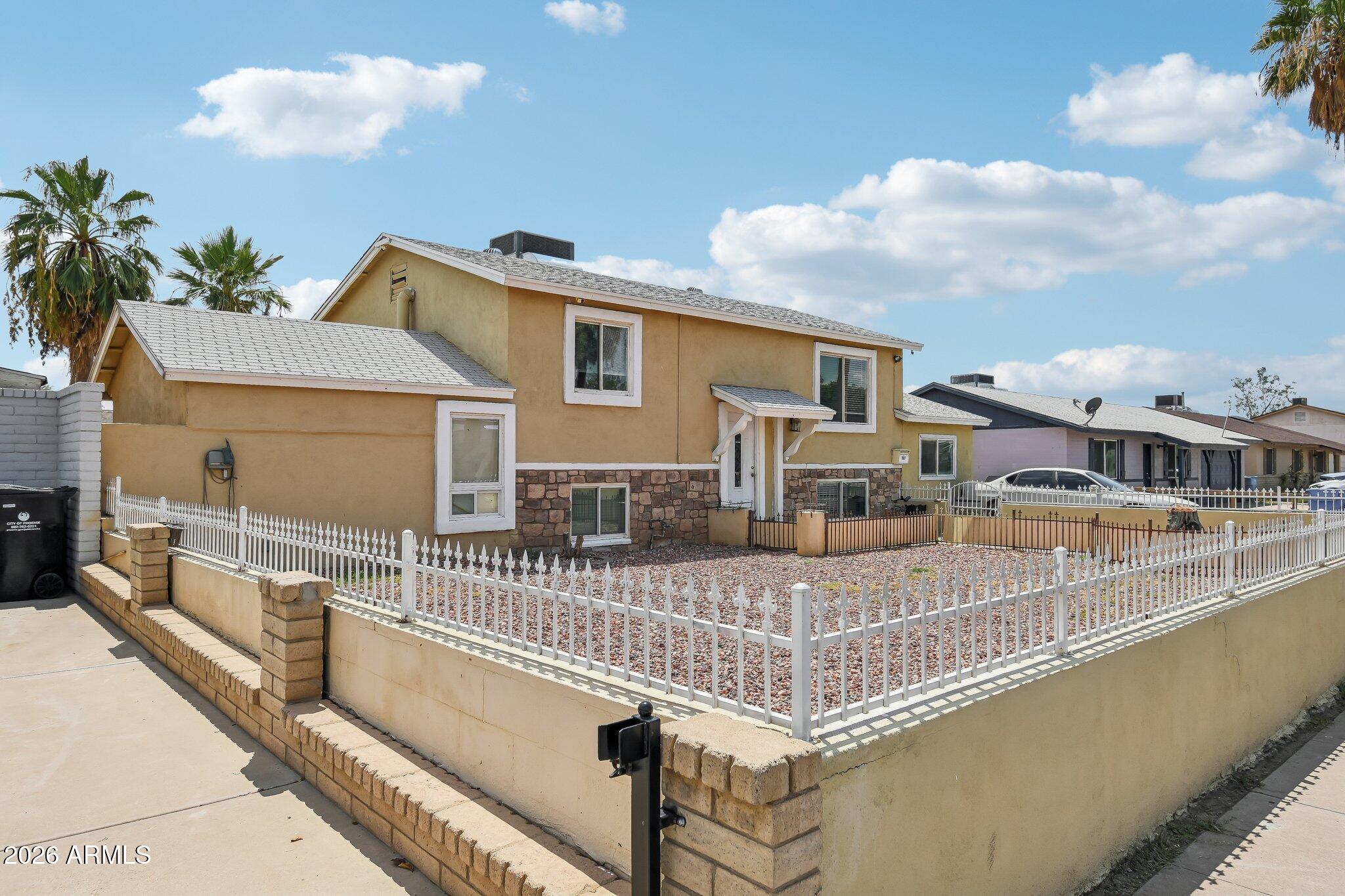 7607 W OSBORN Road