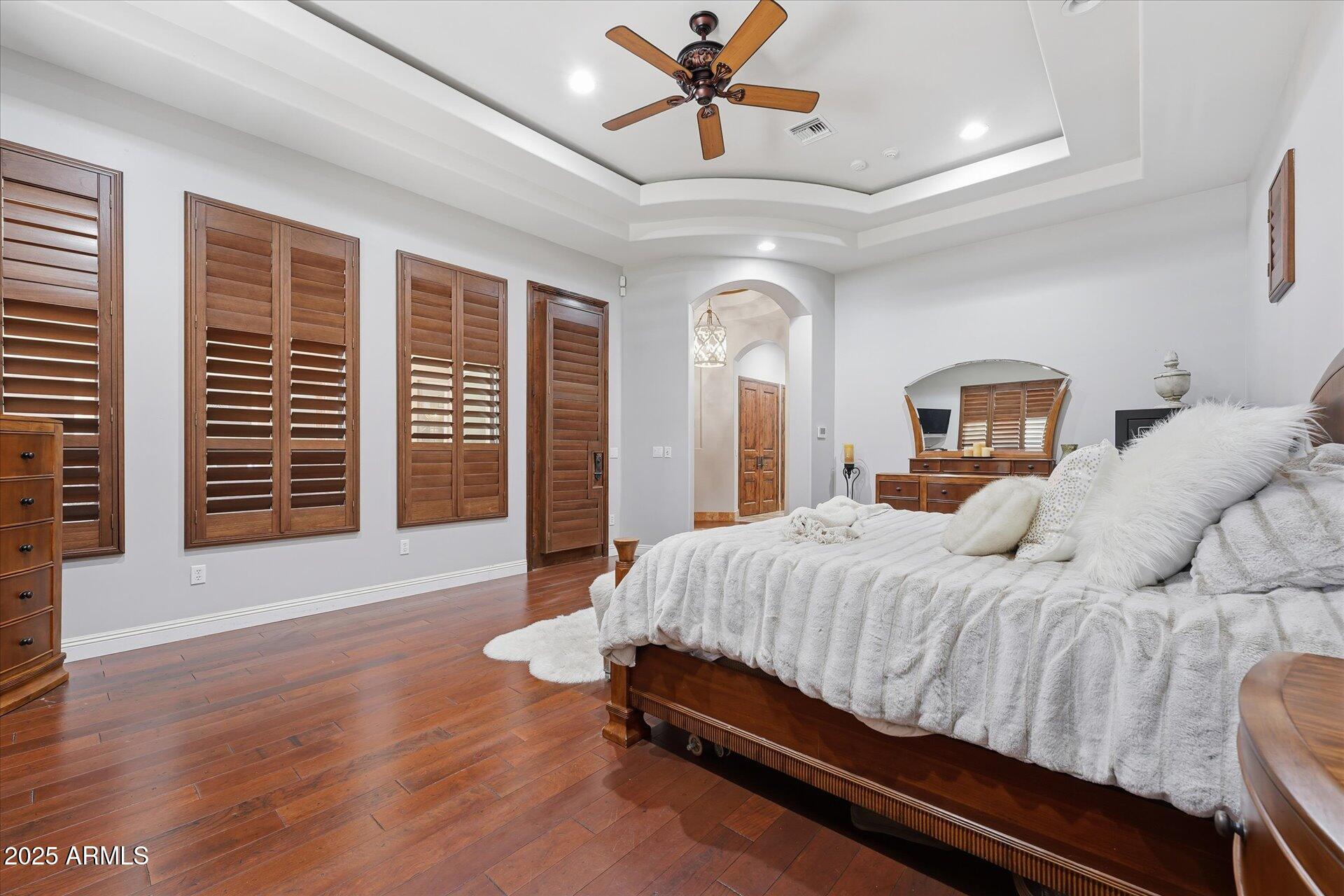 WHITEWING AT HIGLEY - Residential
