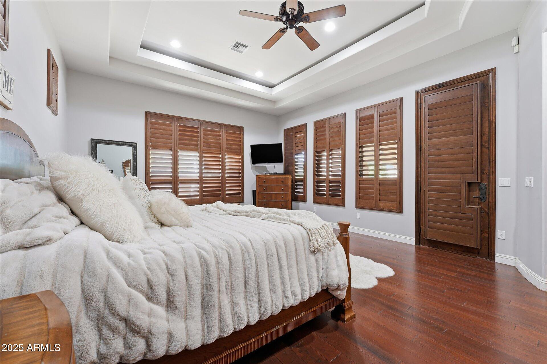 WHITEWING AT HIGLEY - Residential