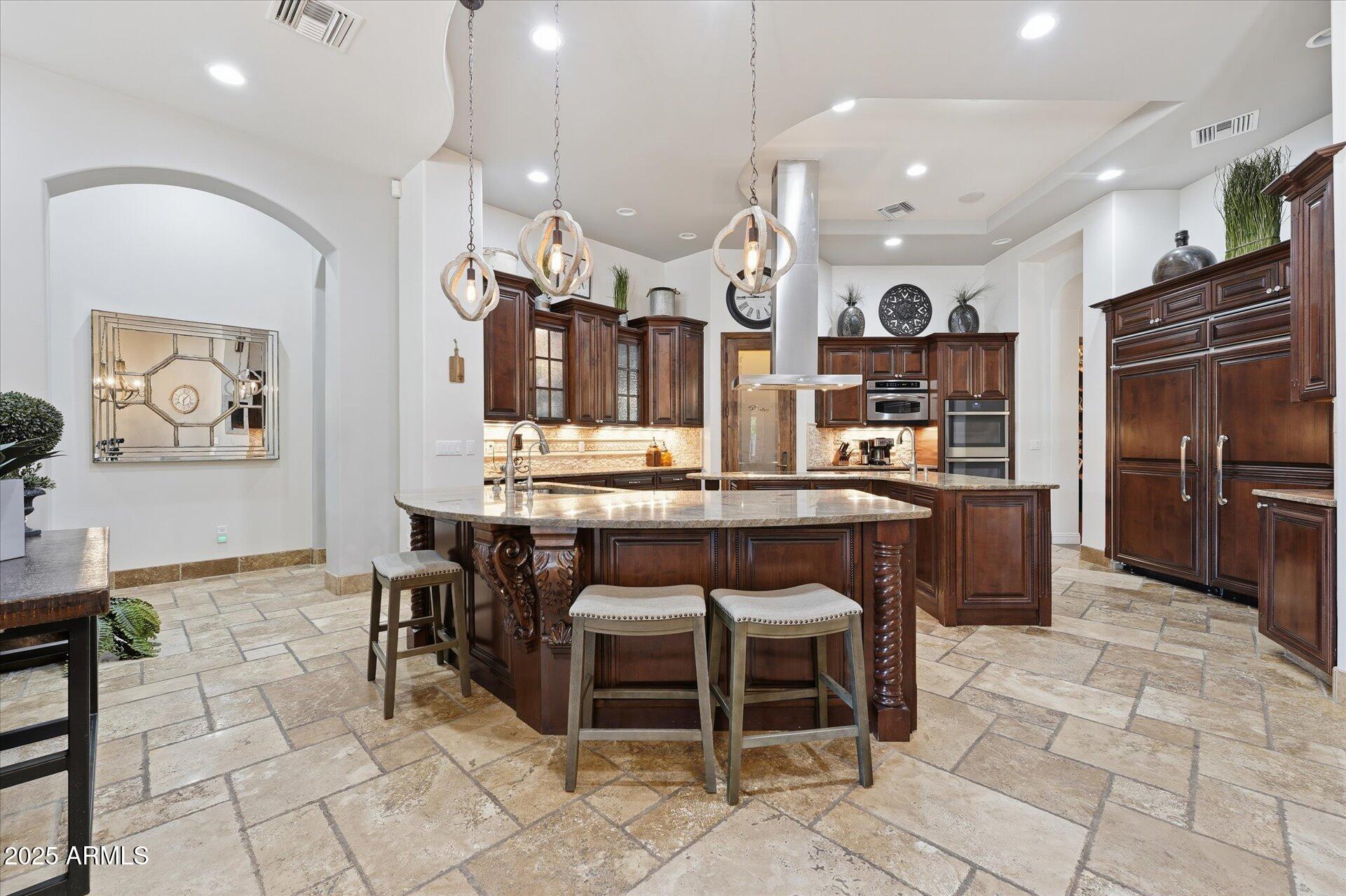 WHITEWING AT HIGLEY - Residential