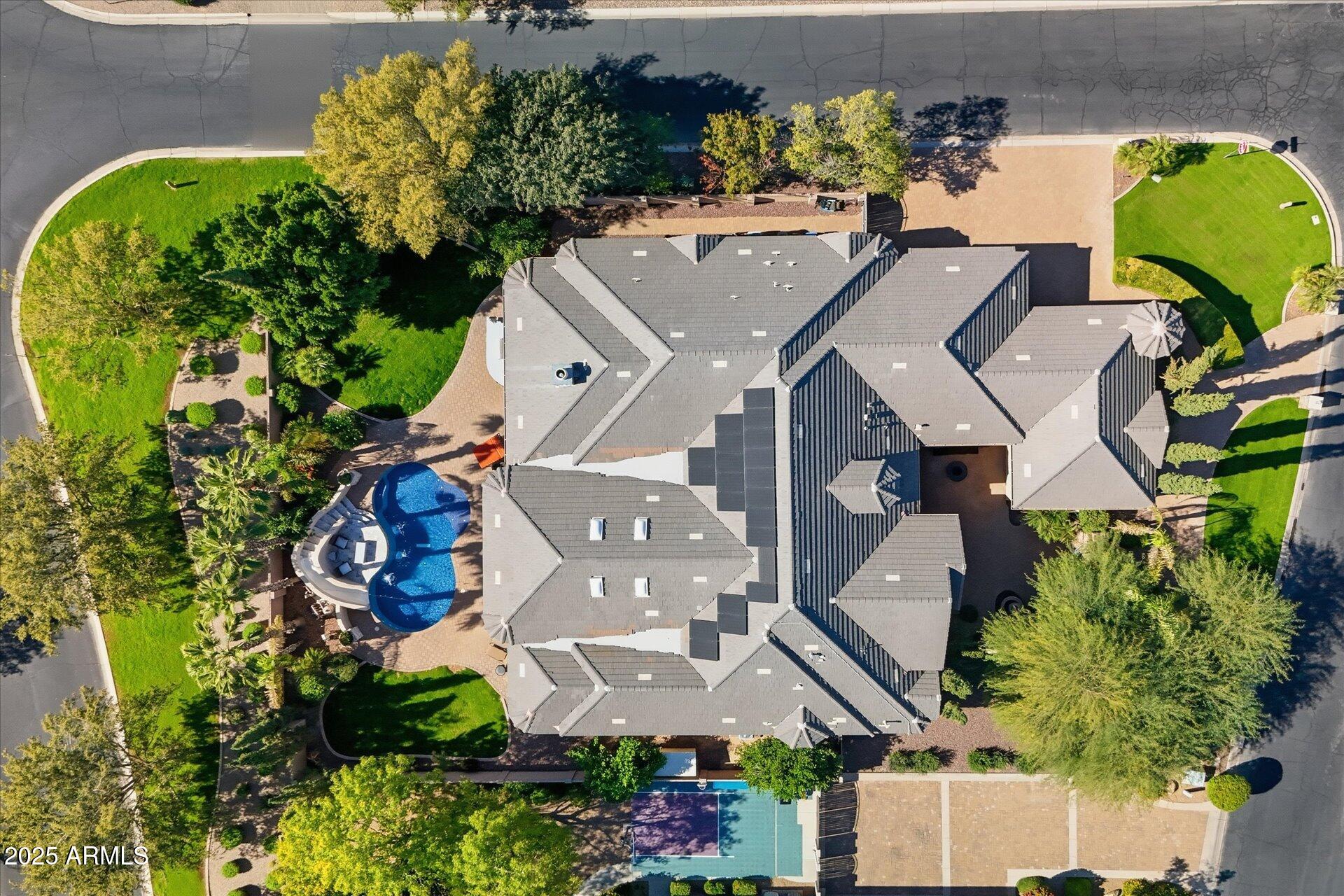 WHITEWING AT HIGLEY - Residential