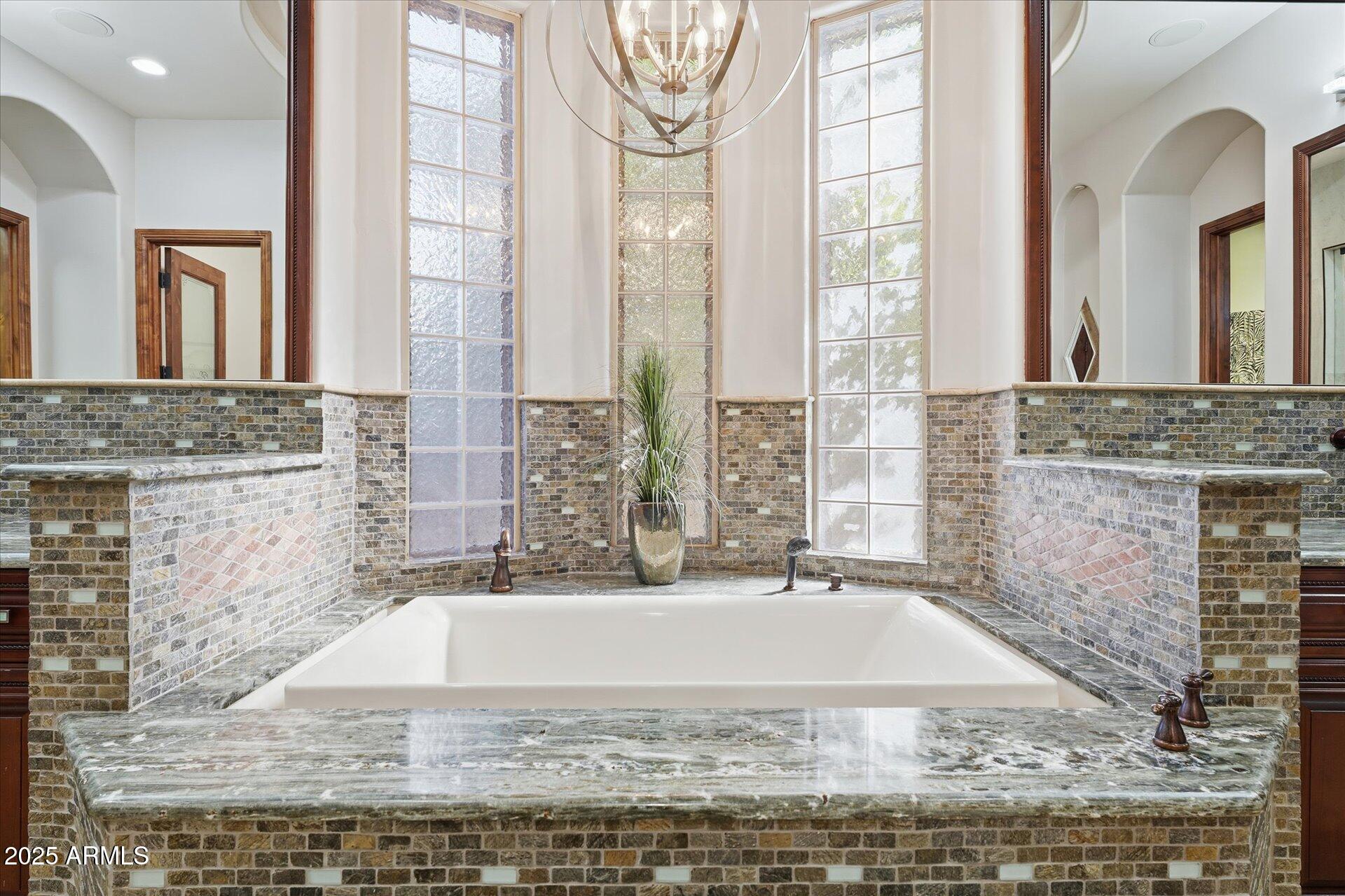 WHITEWING AT HIGLEY - Residential