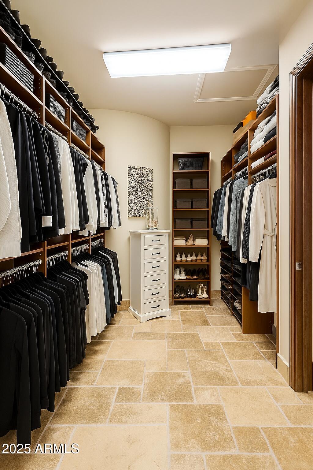 WHITEWING AT HIGLEY - Residential