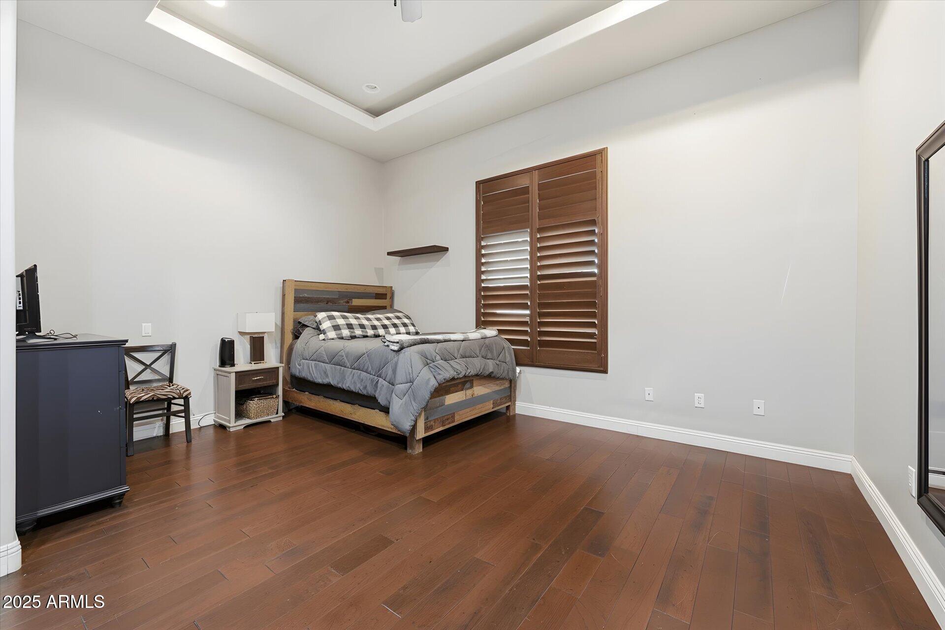WHITEWING AT HIGLEY - Residential