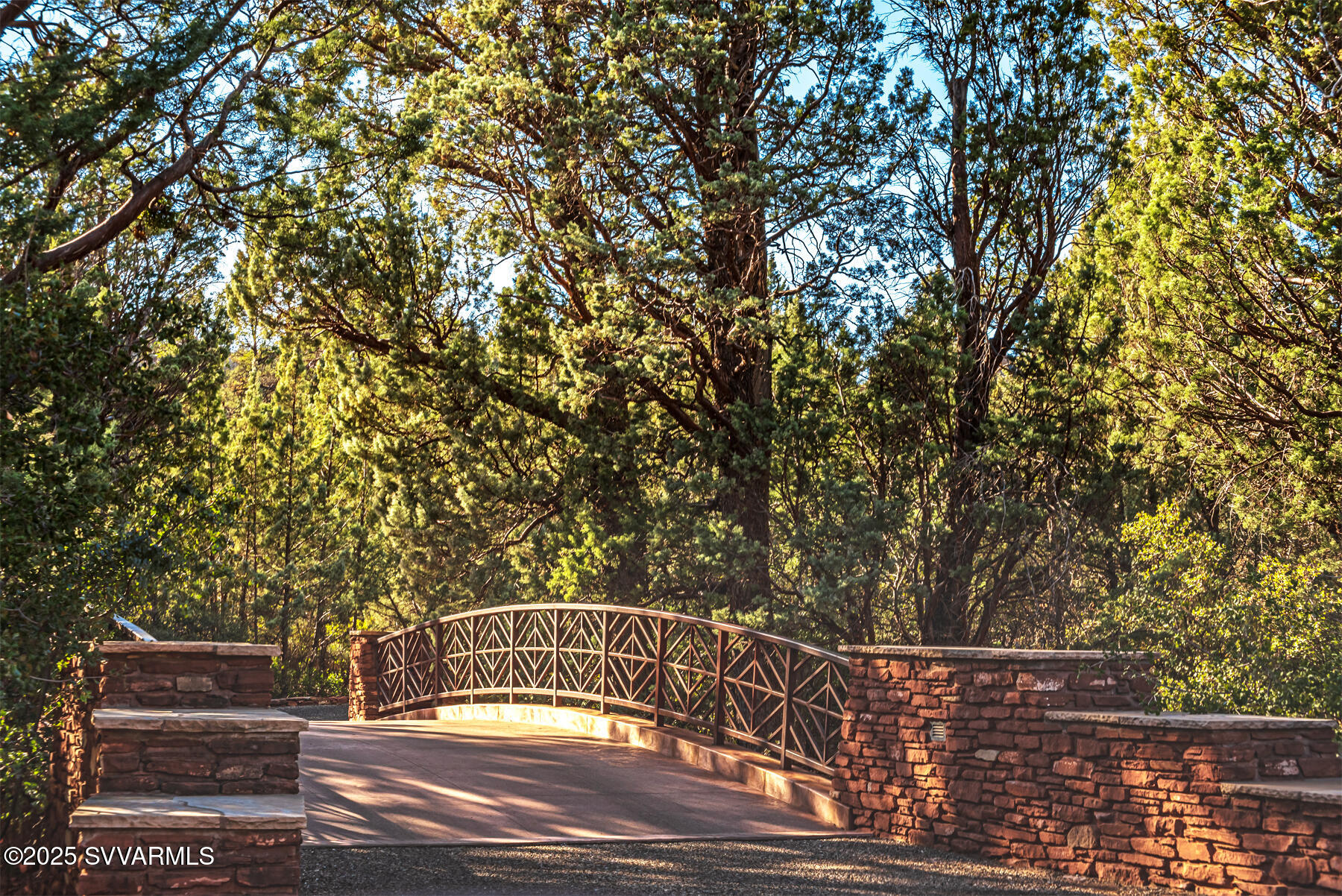 251 MOONLIGHT Drive -