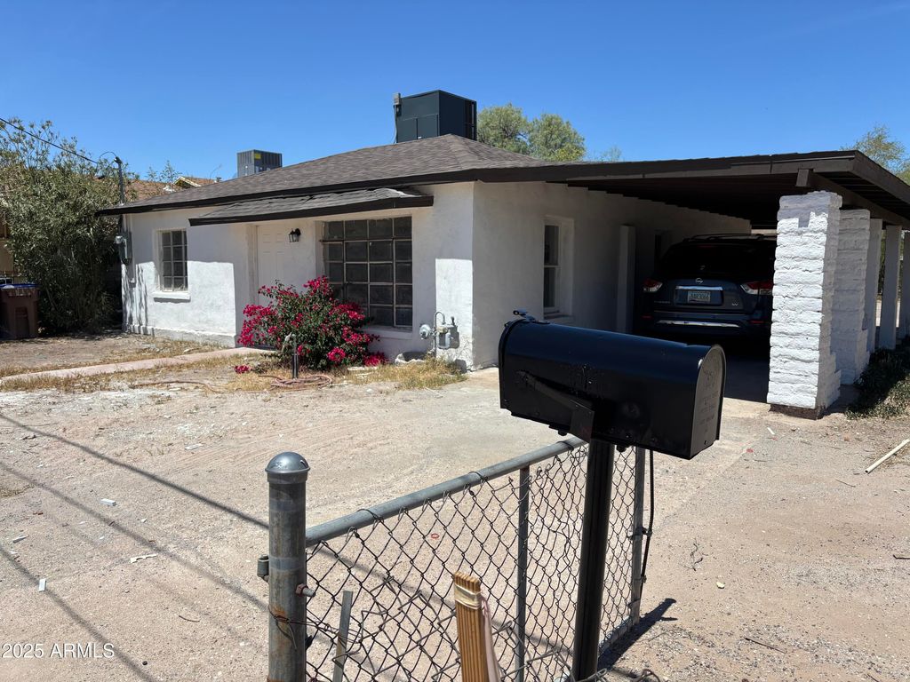 Photo of 114 E 12th Street, Eloy, AZ 85131 (MLS # 6792089)