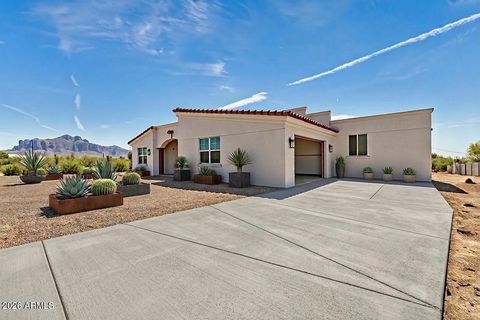 317 W FRONTIER Street Apache Junction AZ 85120