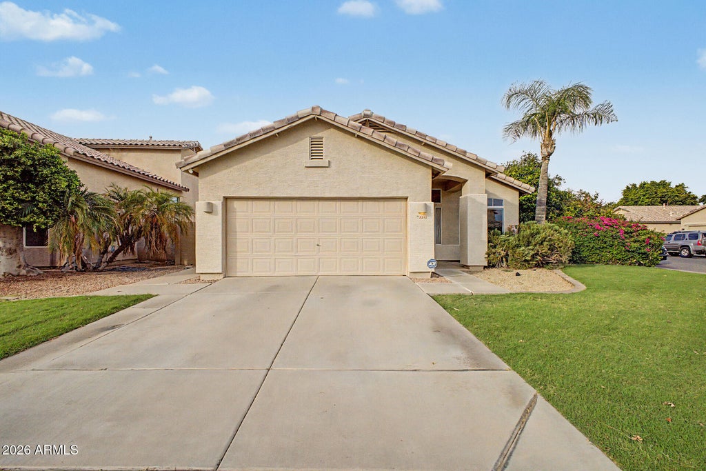 Photo of 2392 W Rockrose Way, Chandler, AZ 85248 (MLS # 7070389)