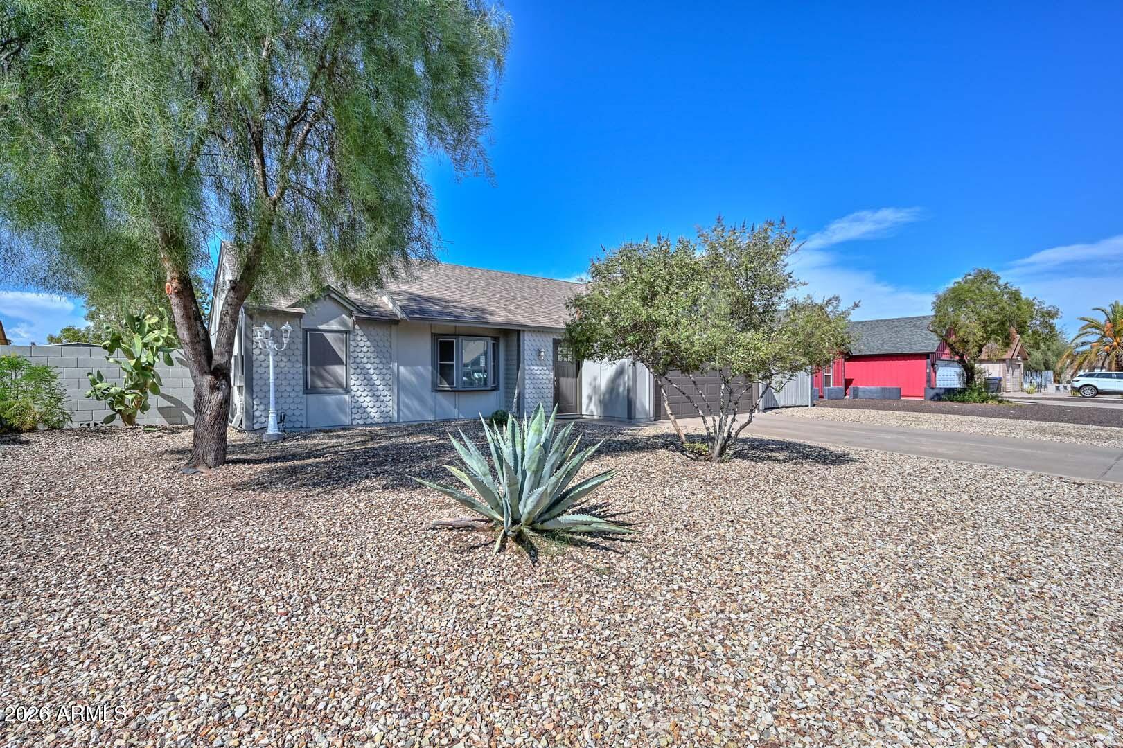 7054 W IRONWOOD Drive