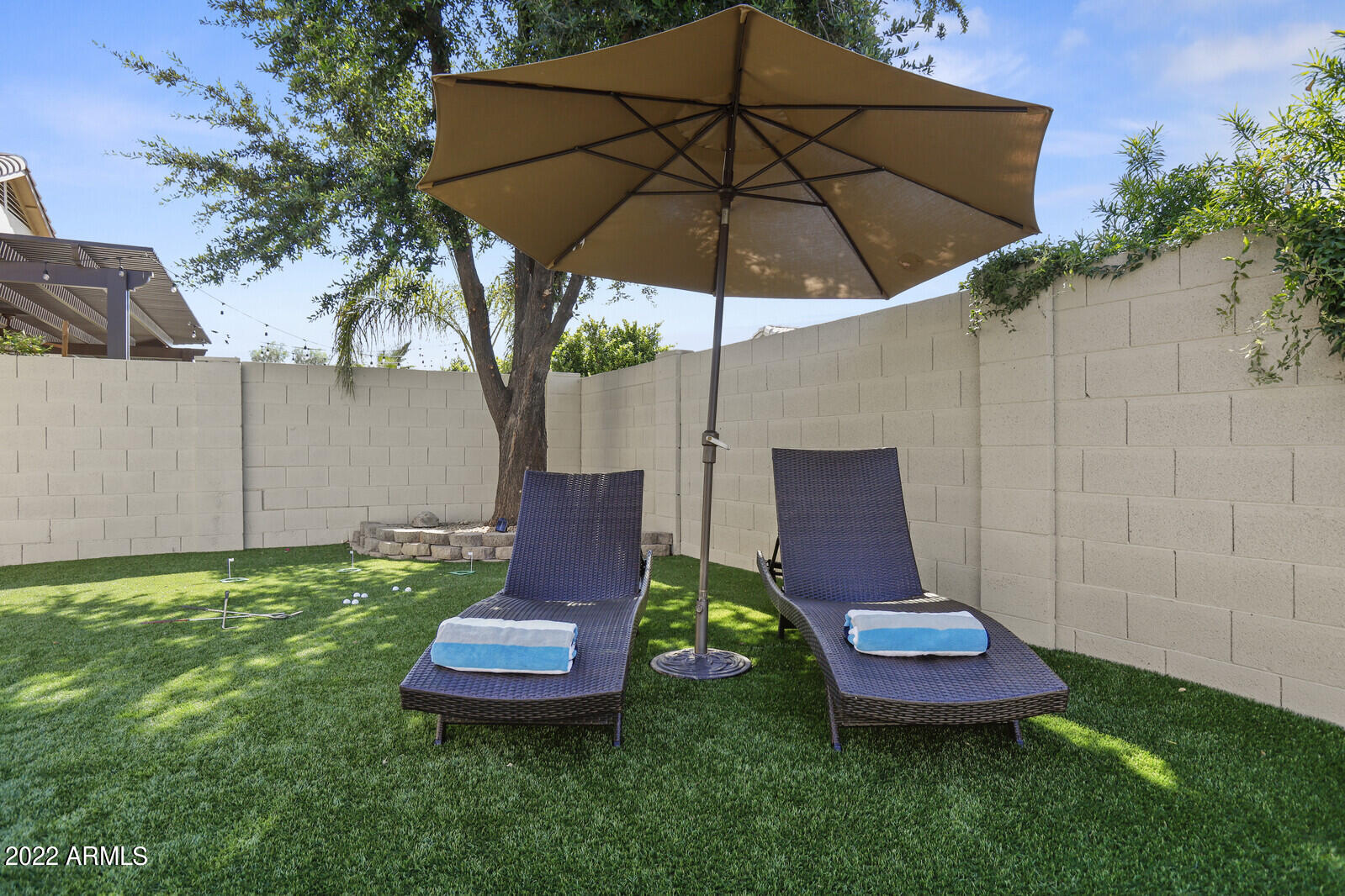 7435 E RUSTLING Pass