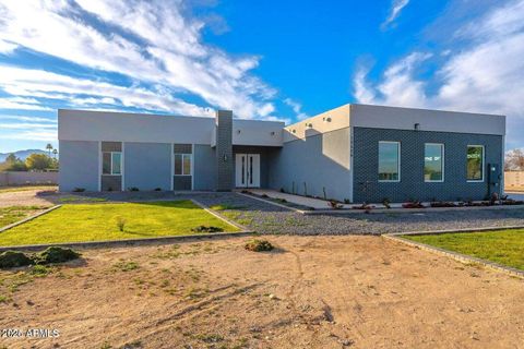 A home in Waddell