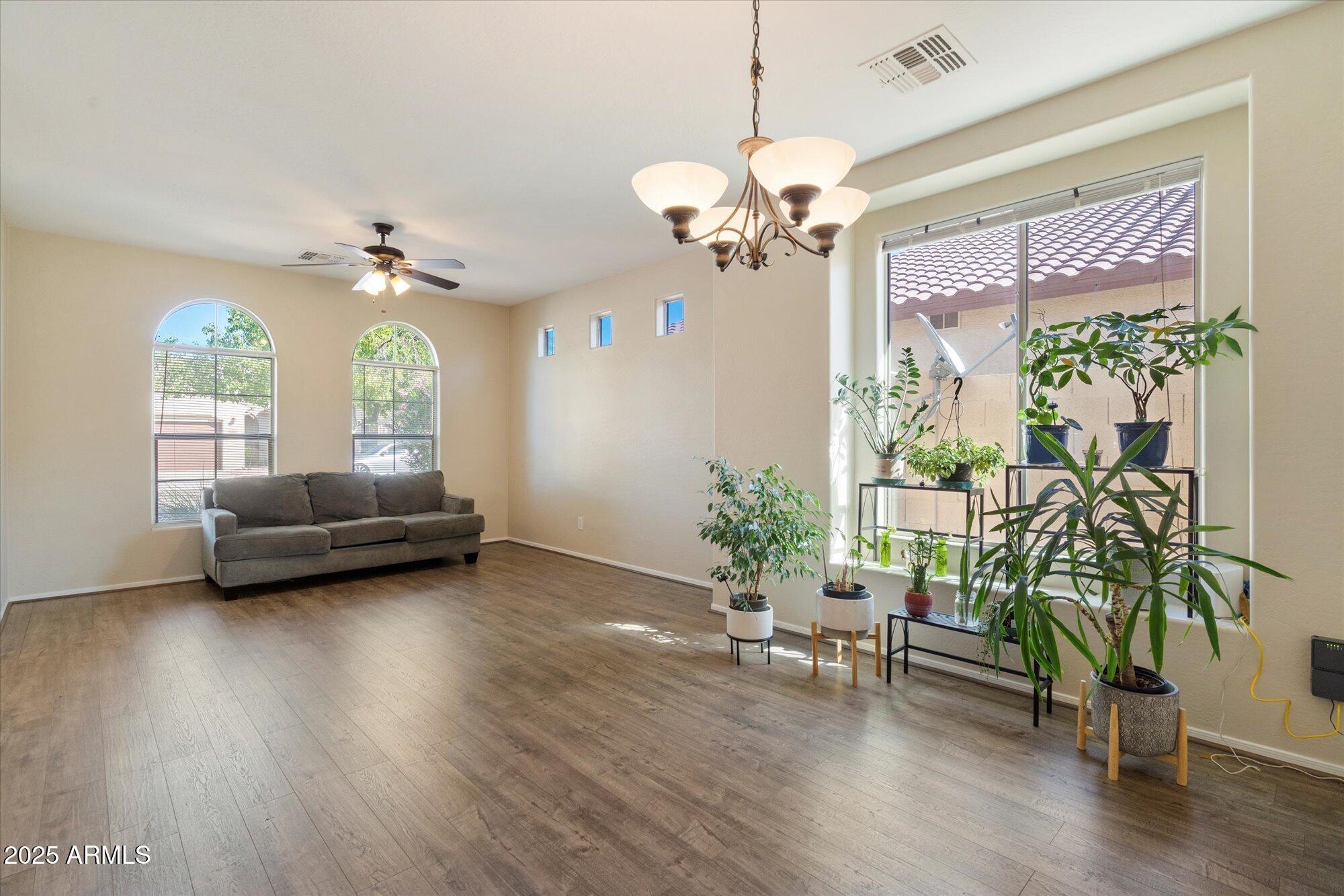 Homes for Sale in Queen Creek Arizona 3 5327 W COLES Road