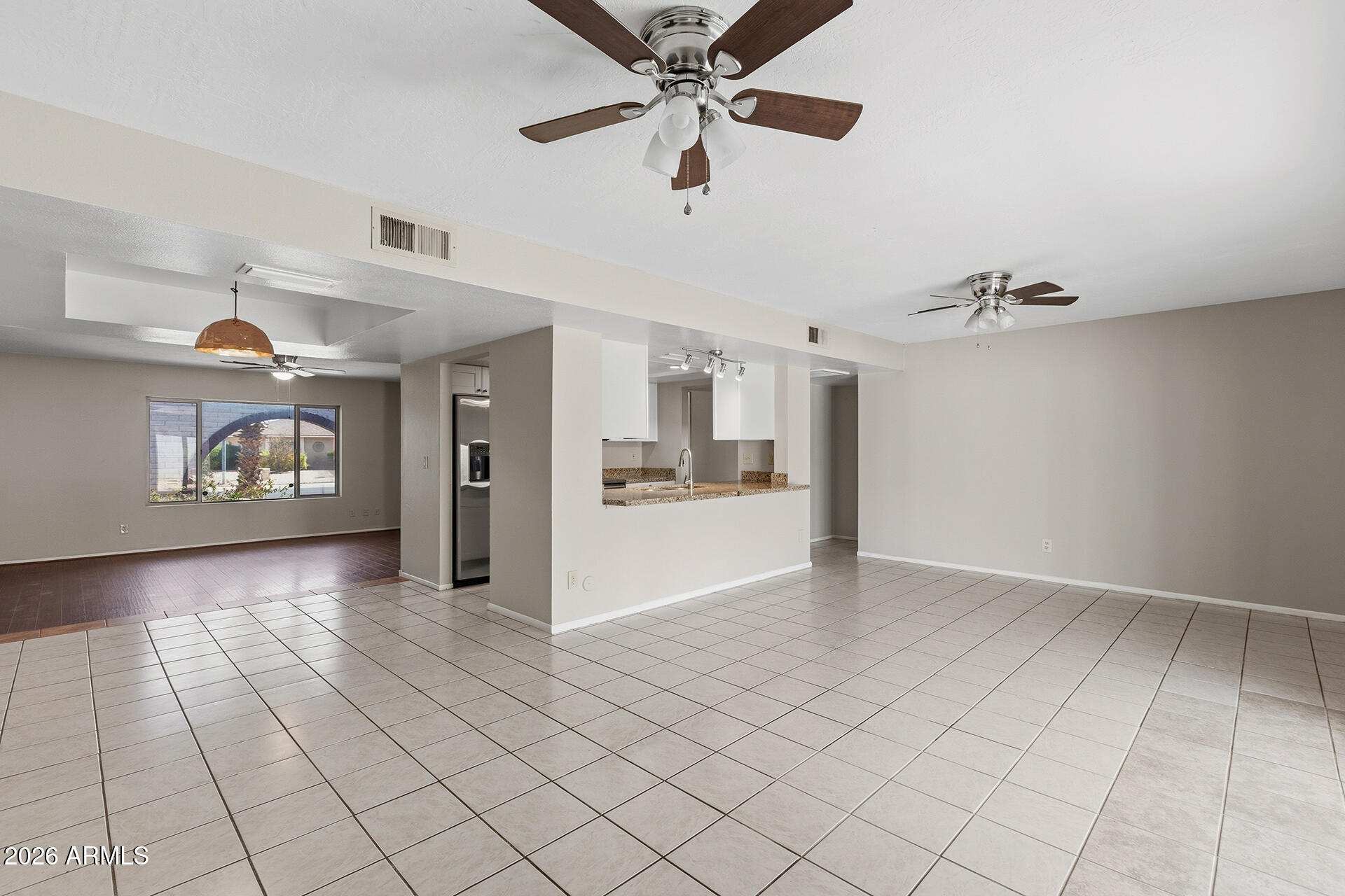 5620 W HEARN Road