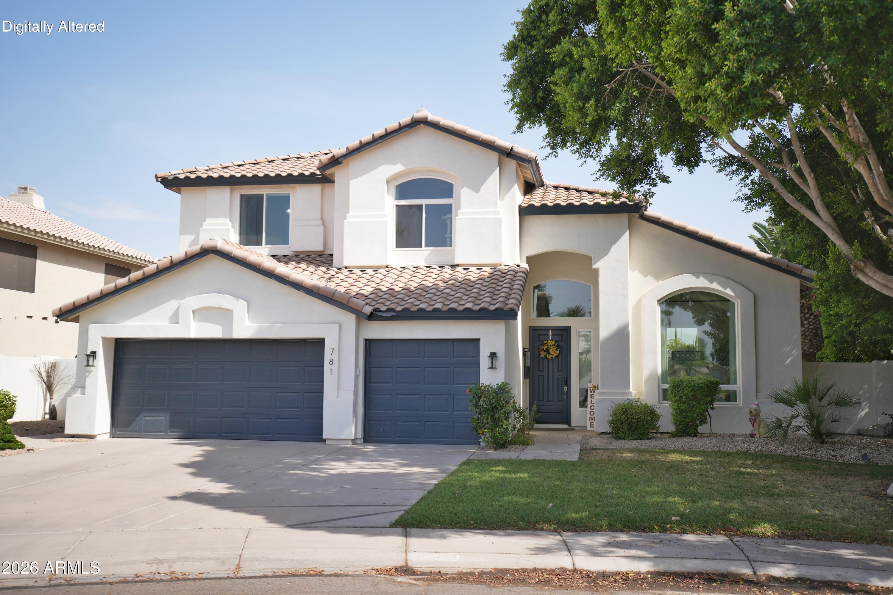 781 W HACKBERRY Drive