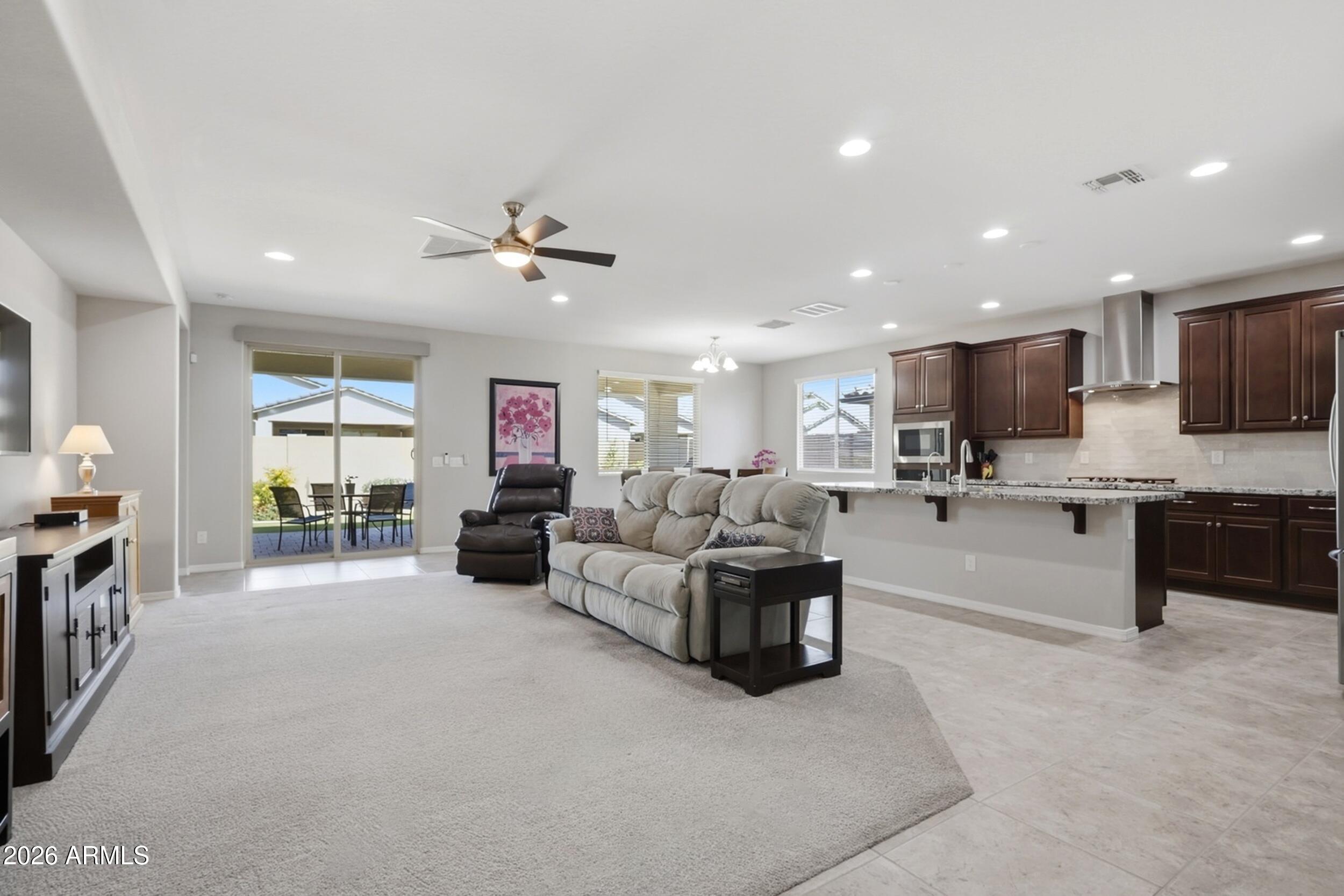 10556 E TEXAS Avenue