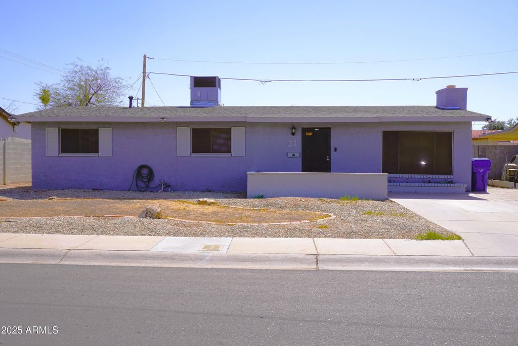 Photo of 31 W Aragon Lane, Avondale, AZ 85323 (MLS # 6926385)