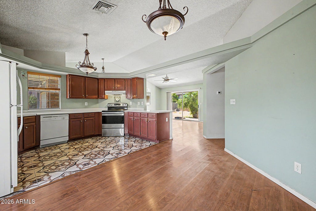 Photo of 8126 W Columbine Drive, Peoria, AZ 85381 (MLS # 7036575)
