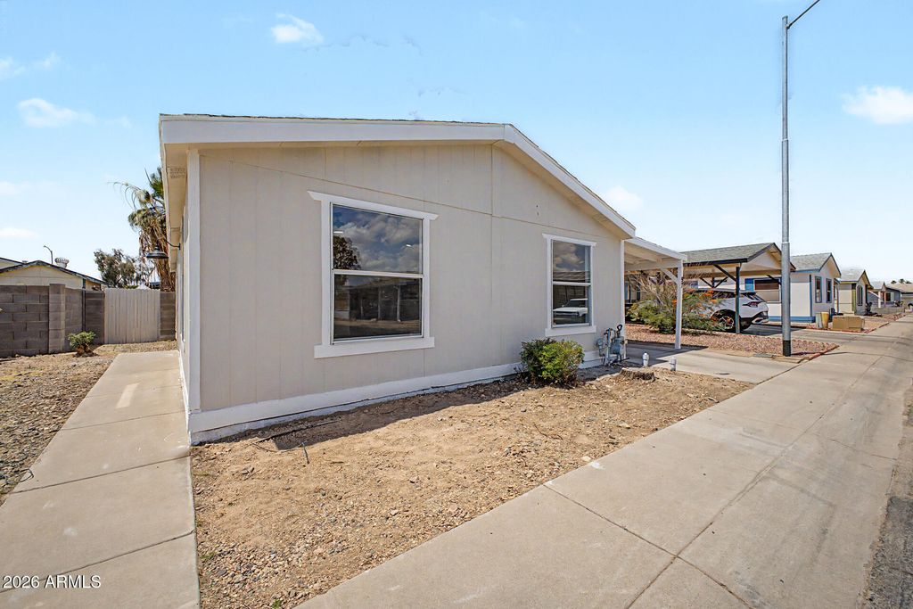 Photo of 11275 N 99th Avenue #97, Peoria, AZ 85345 (MLS # 7026917)