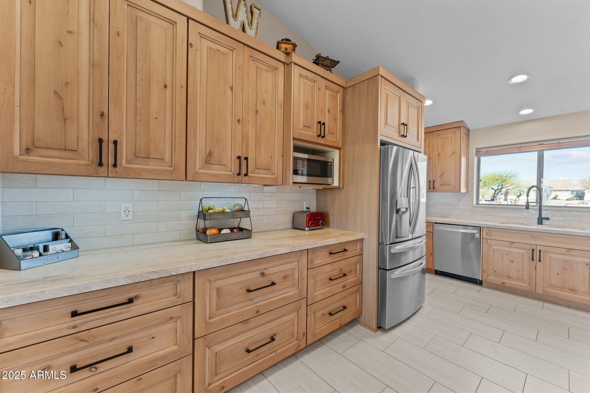 Metes & Bounds NO FLOOD PLAIN - Residential