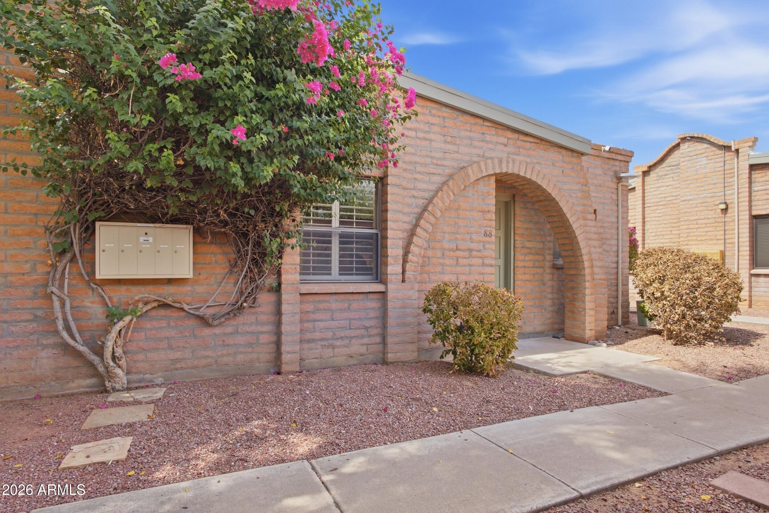 4430 E HUBBELL Street 88