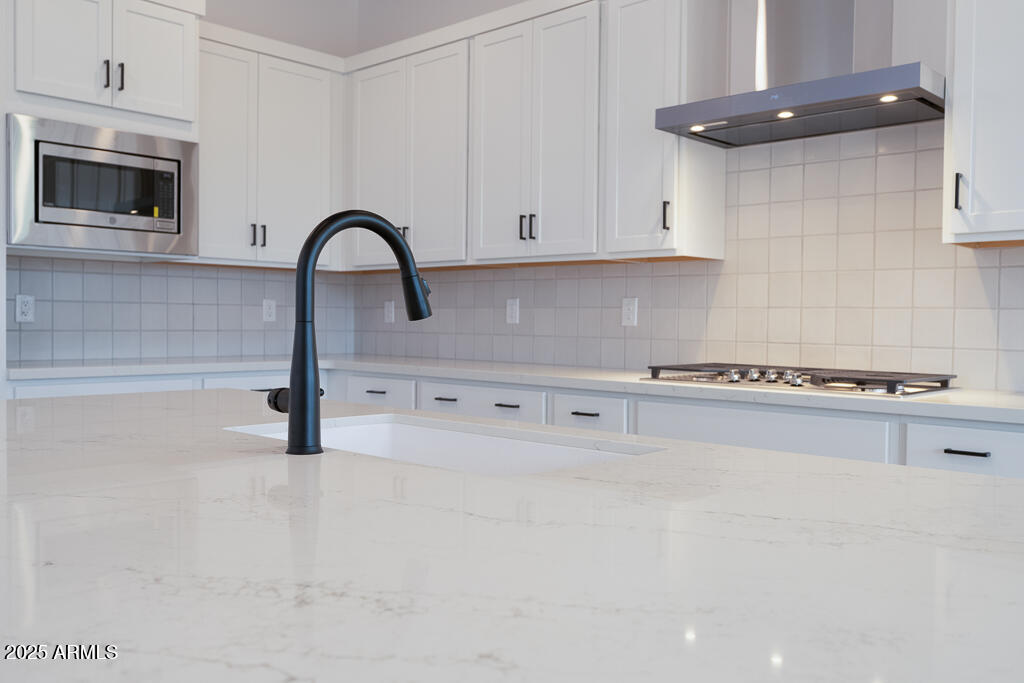 3909 E GOLD MOUNTAIN Avenue