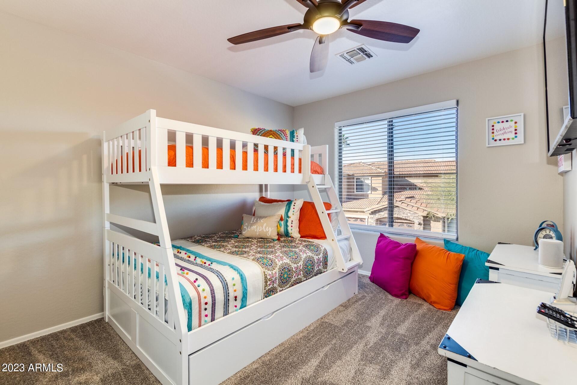 5415 E MCKELLIPS Road 94