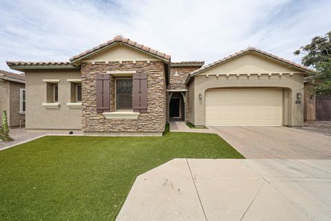 1424 E Pedro Road Phoenix AZ 85042