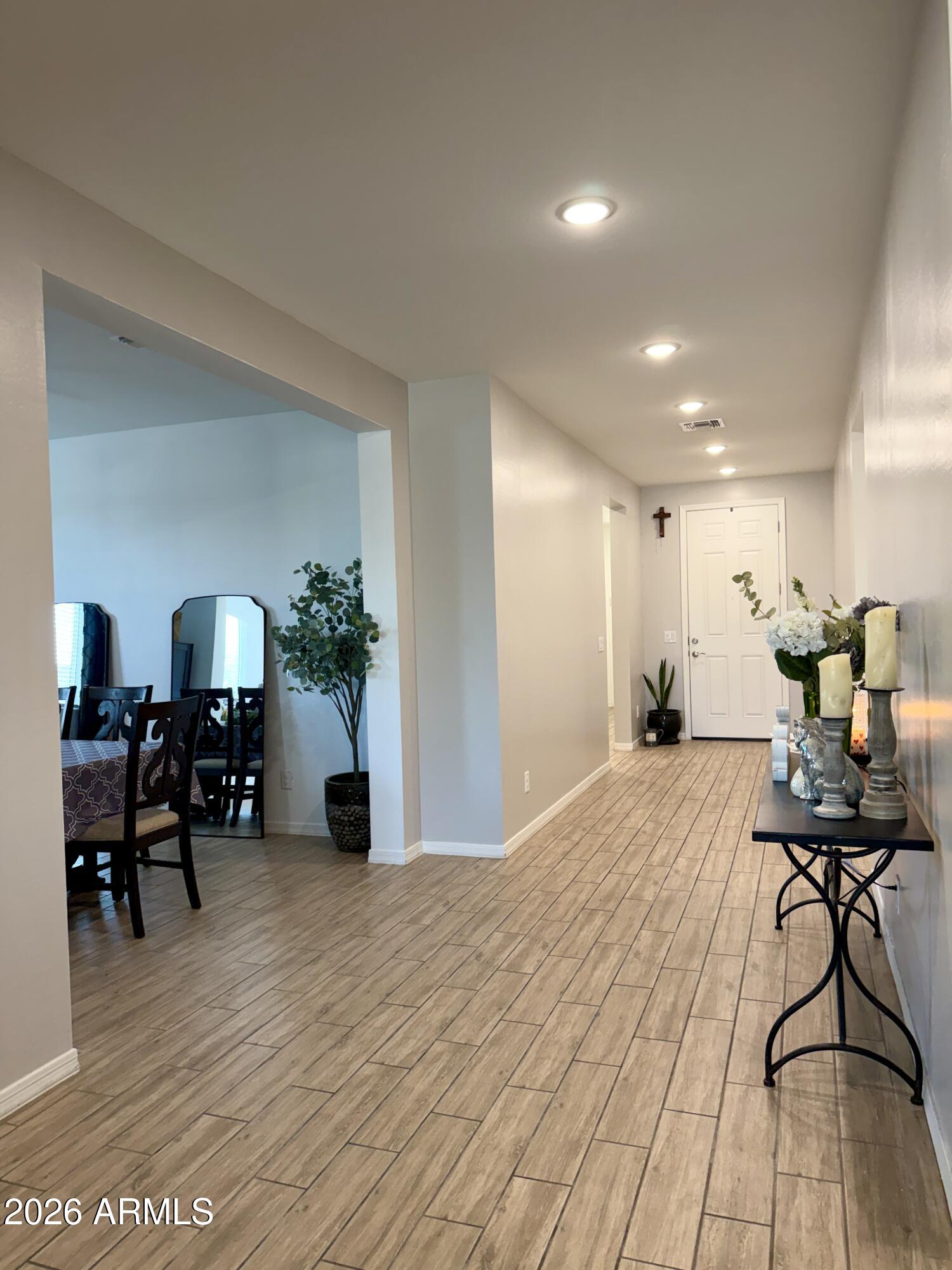 5512 W THURMAN Drive