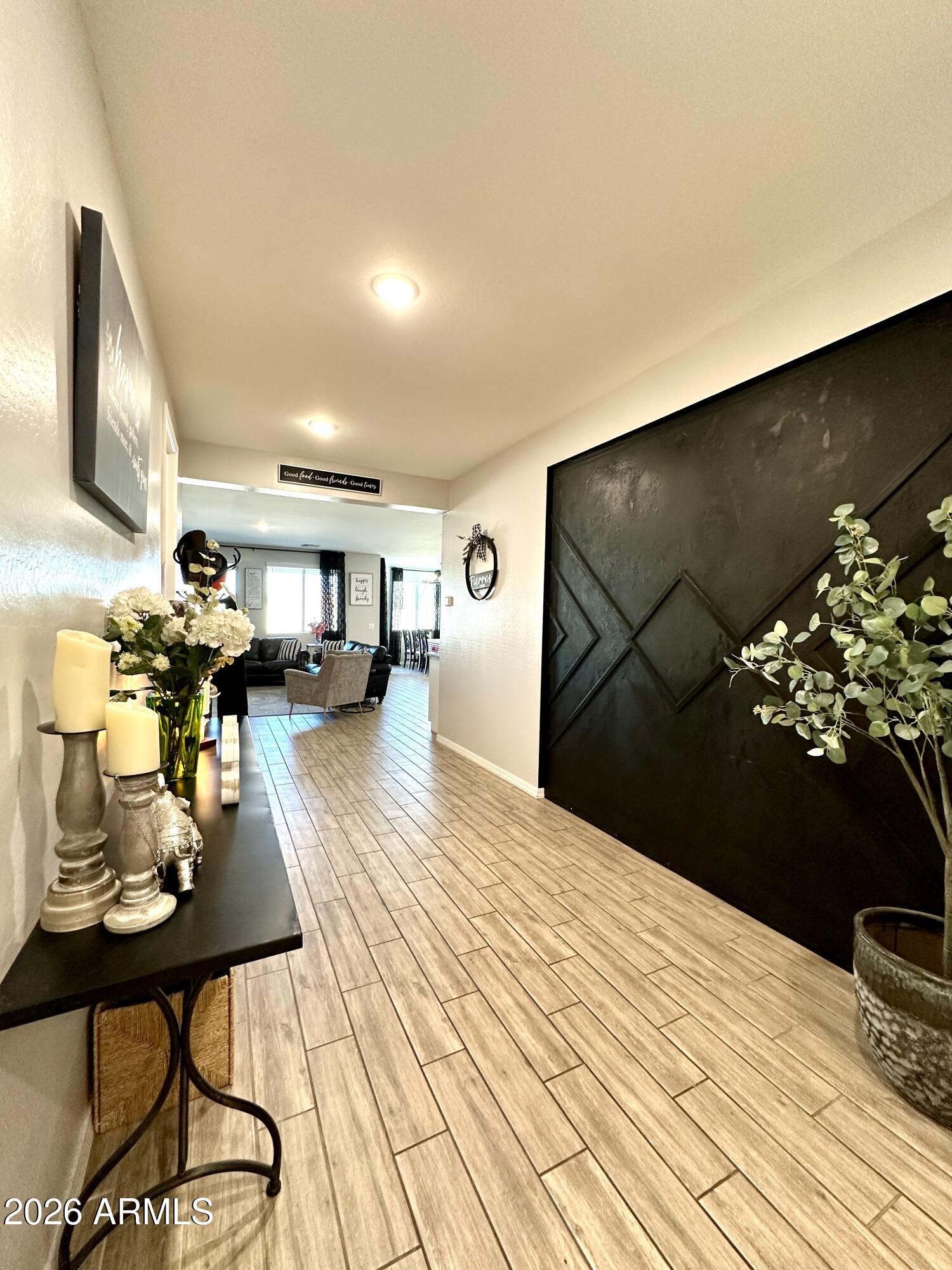 5512 W THURMAN Drive