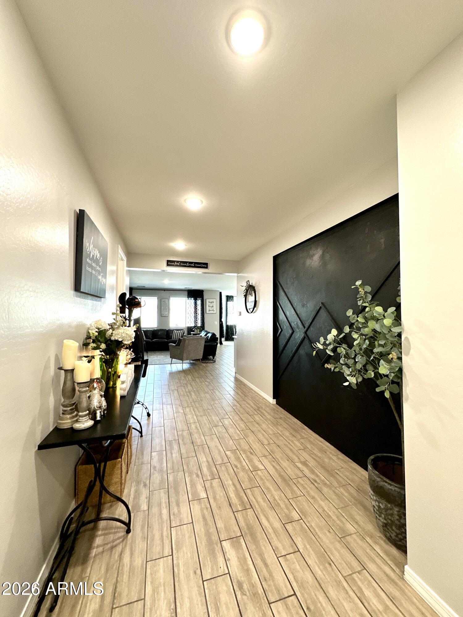 5512 W THURMAN Drive