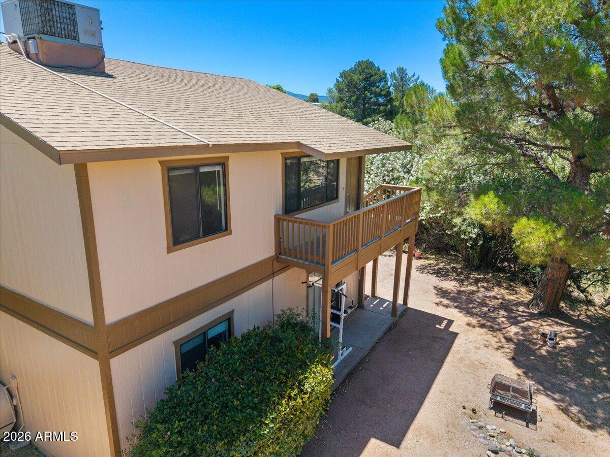 2547 S MOUNTAIN VIEW Drive